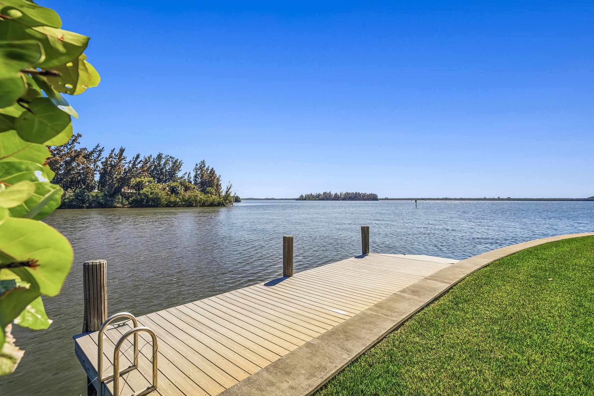 1505 W Camino Del Rio Vero Beach FL 32963