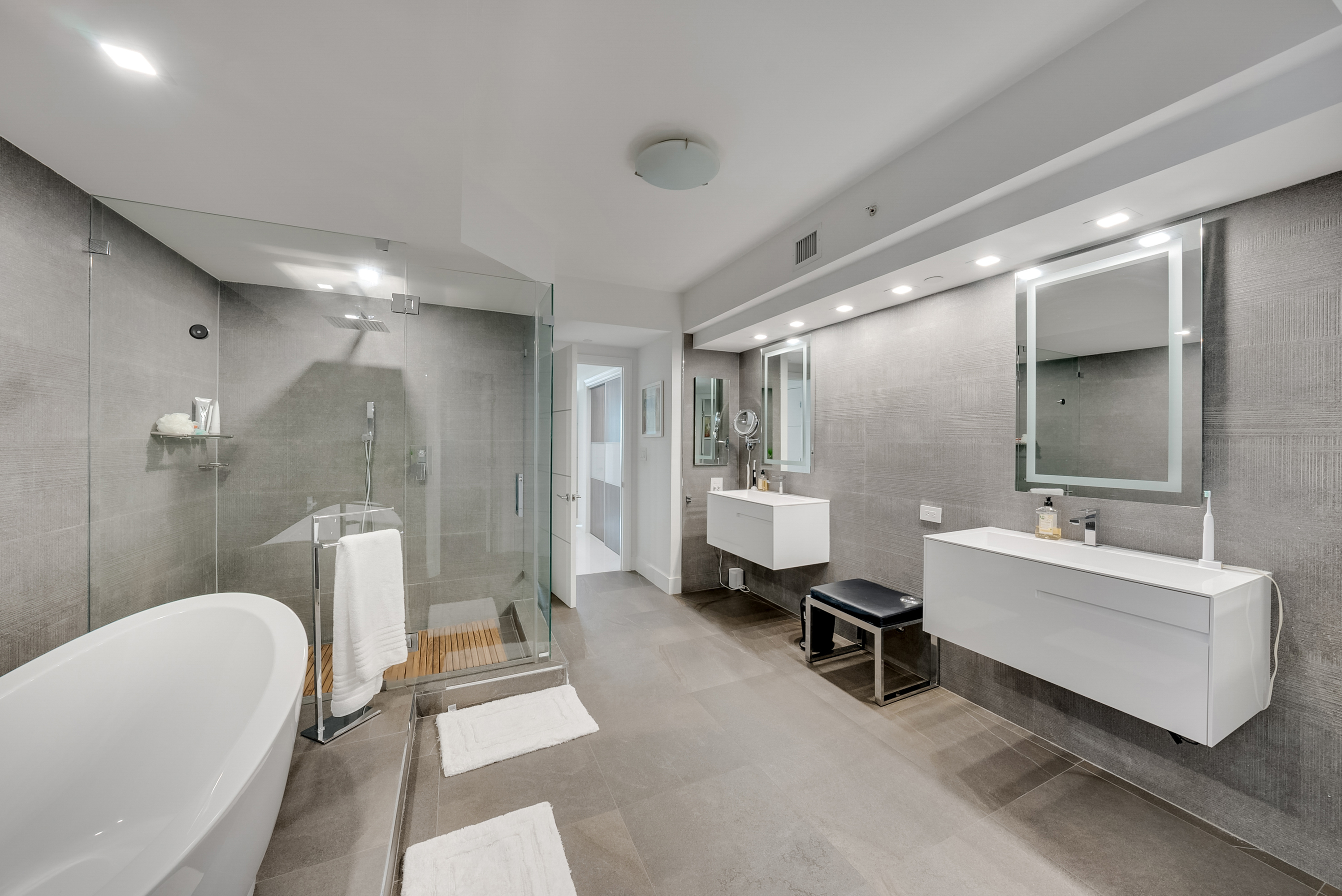 3201 NE 183rd Street Aventura FL 33160