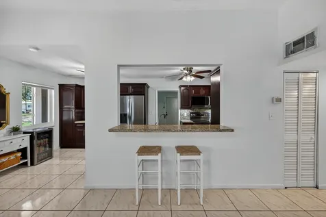211 South 57th Way Hollywood FL 33023