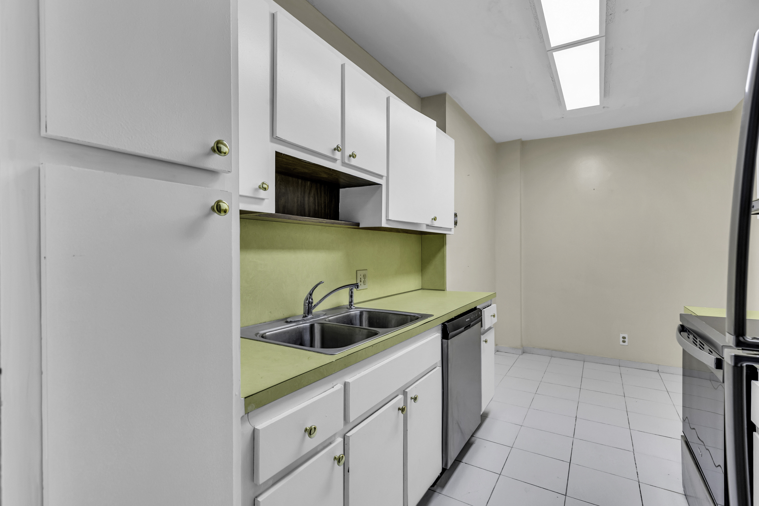 4200 Hillcrest Drive Hollywood FL 33021