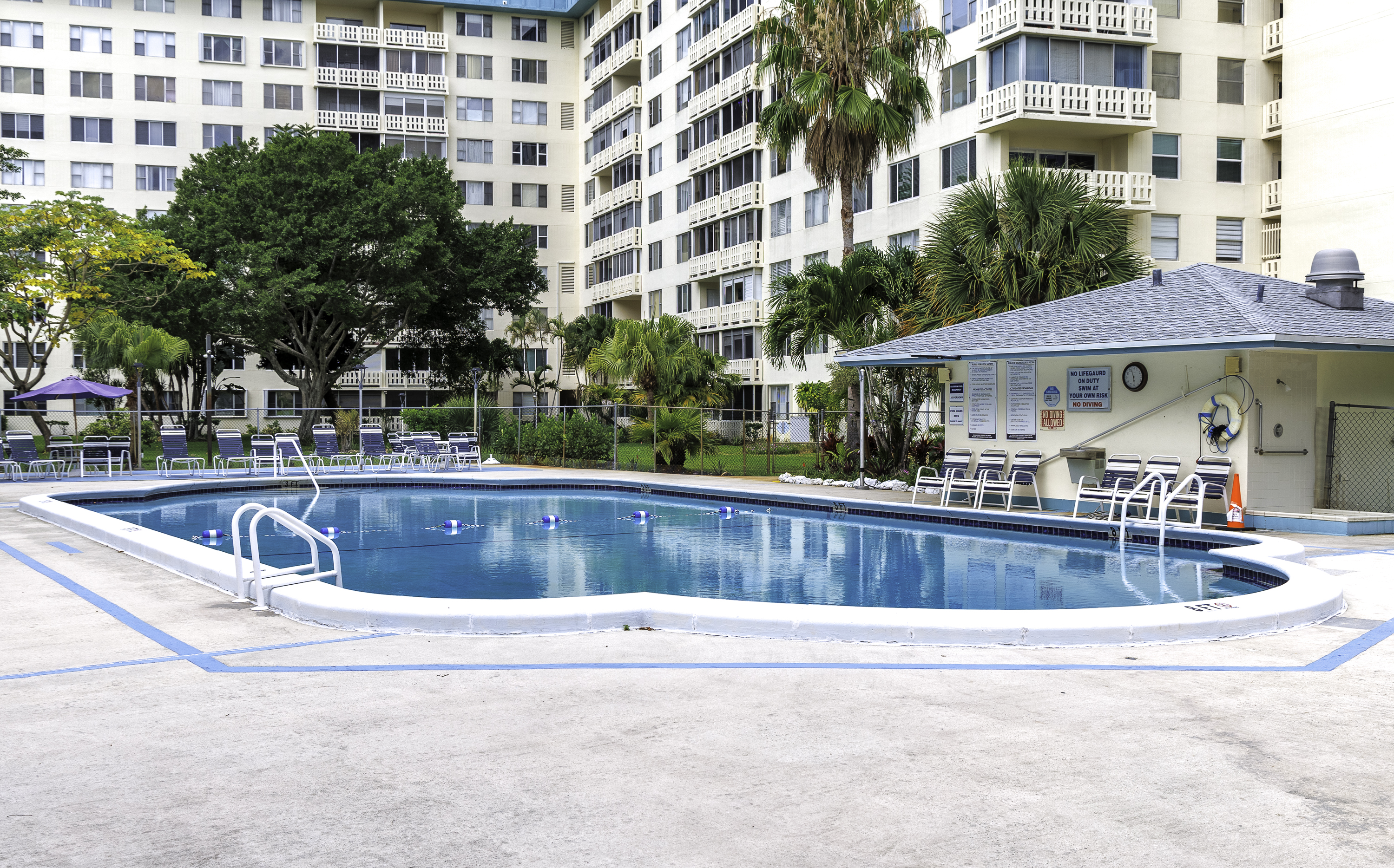 4200 Hillcrest Drive Hollywood FL 33021