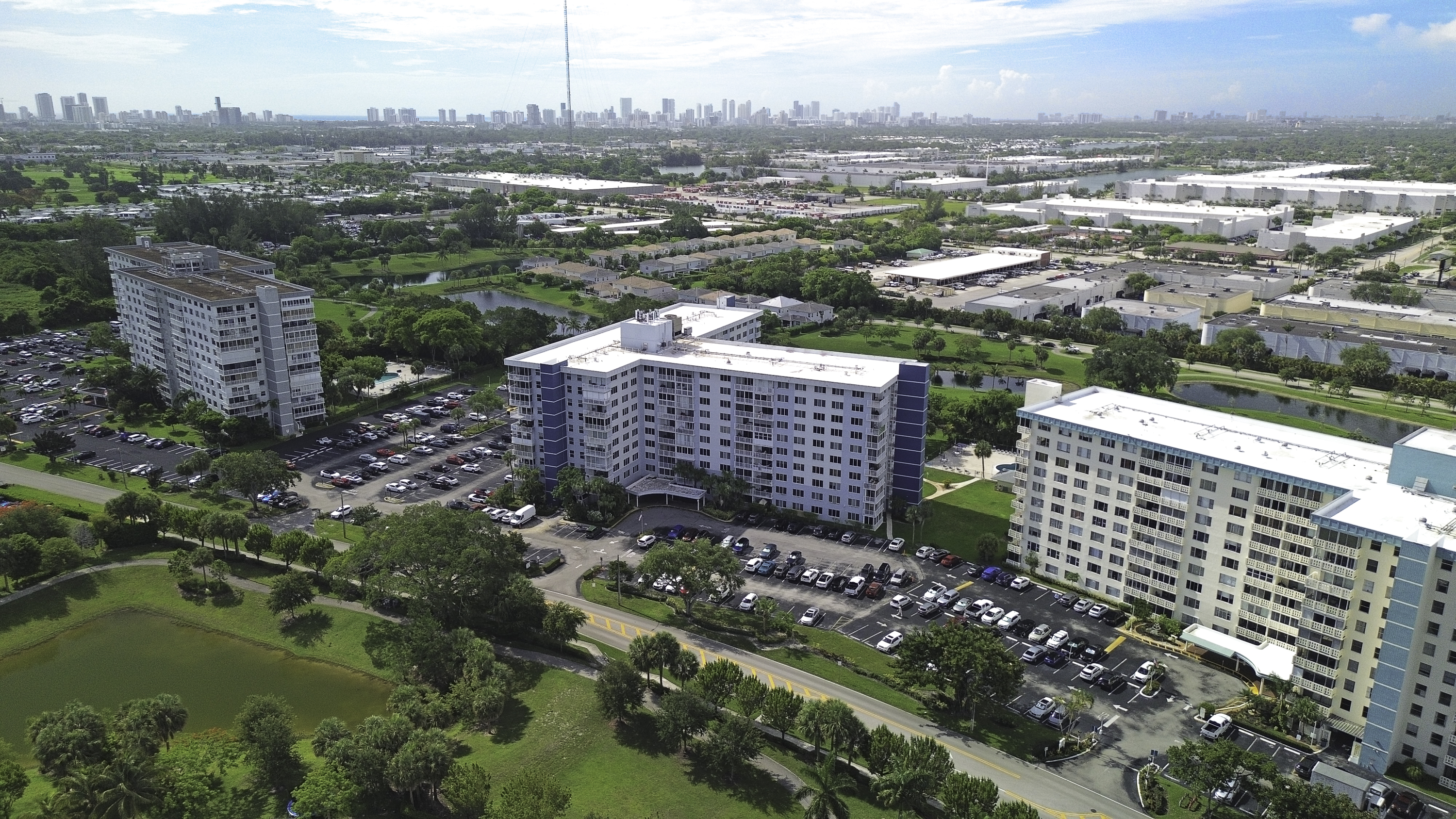 4200 Hillcrest Drive Hollywood FL 33021