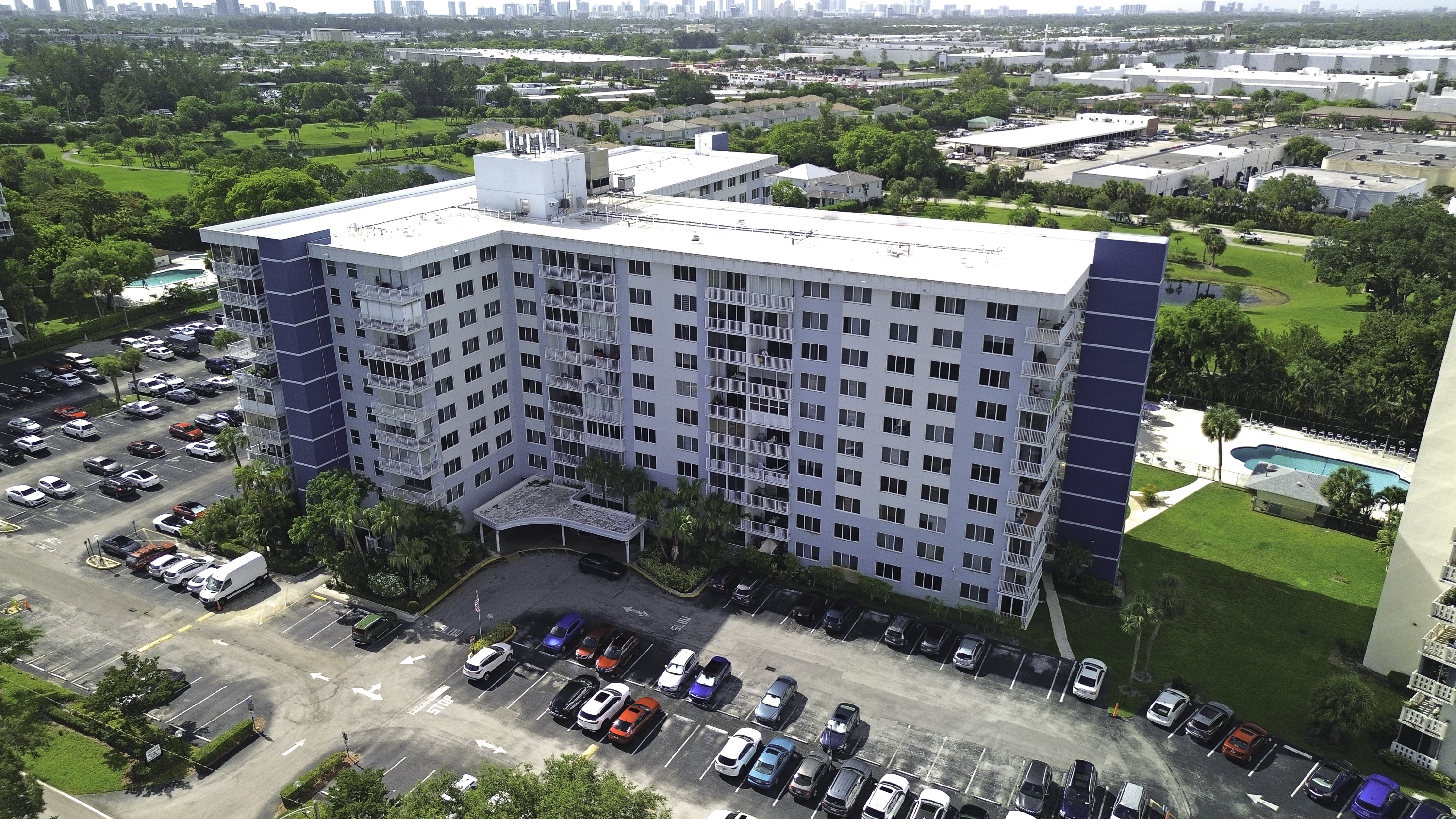 4200 Hillcrest Drive Hollywood FL 33021