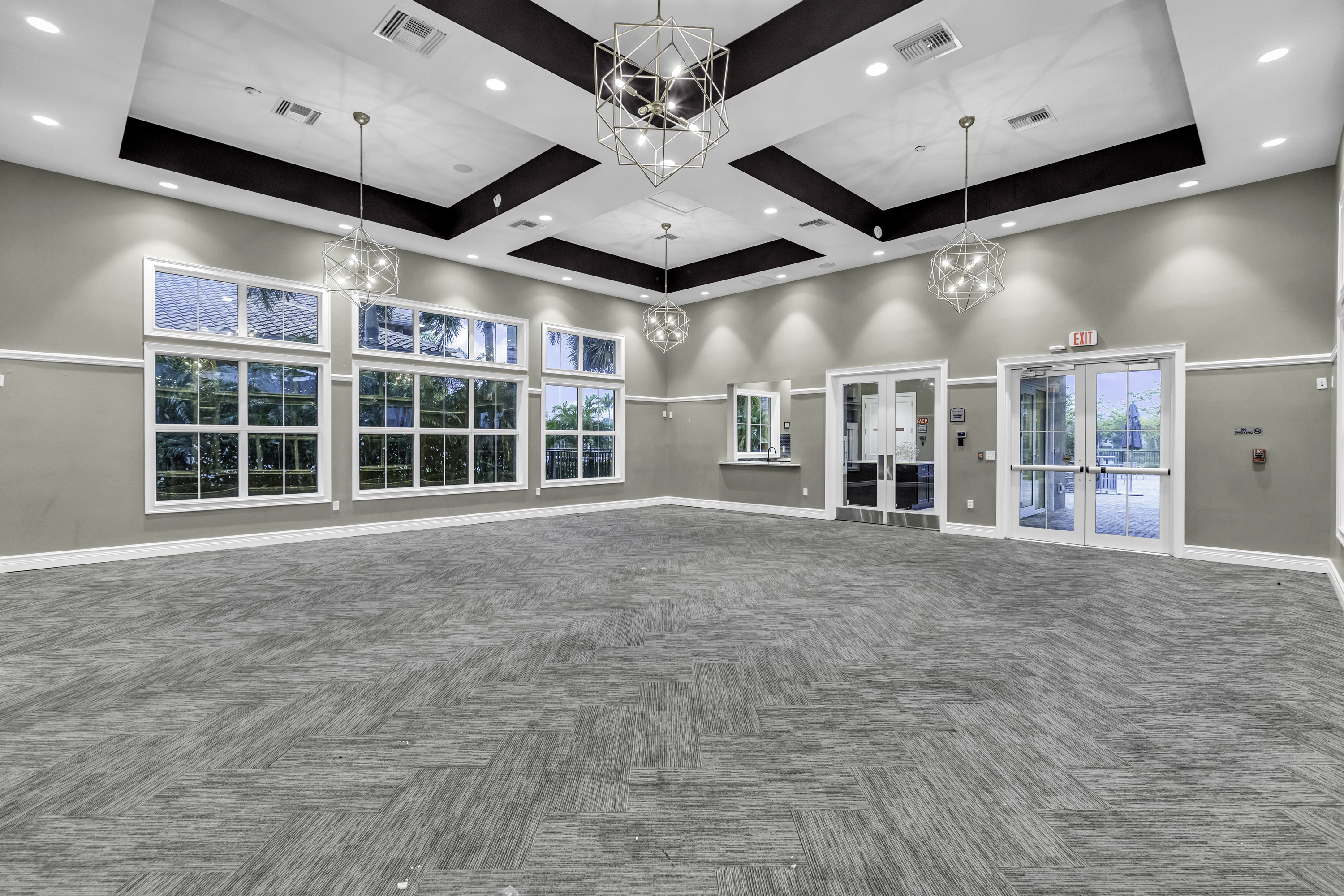 4200 Hillcrest Drive Hollywood FL 33021