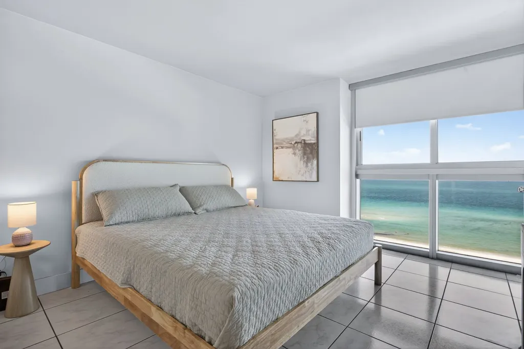 2655 Collins Avenue #1512 Miami Beach FL 33140