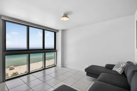 2655 Collins Avenue #1512 Miami Beach FL 33140