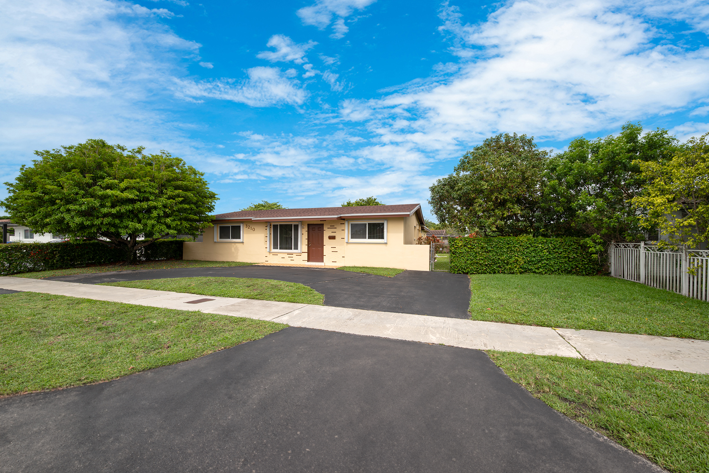 3210 SW 94th Court Miami FL 33165