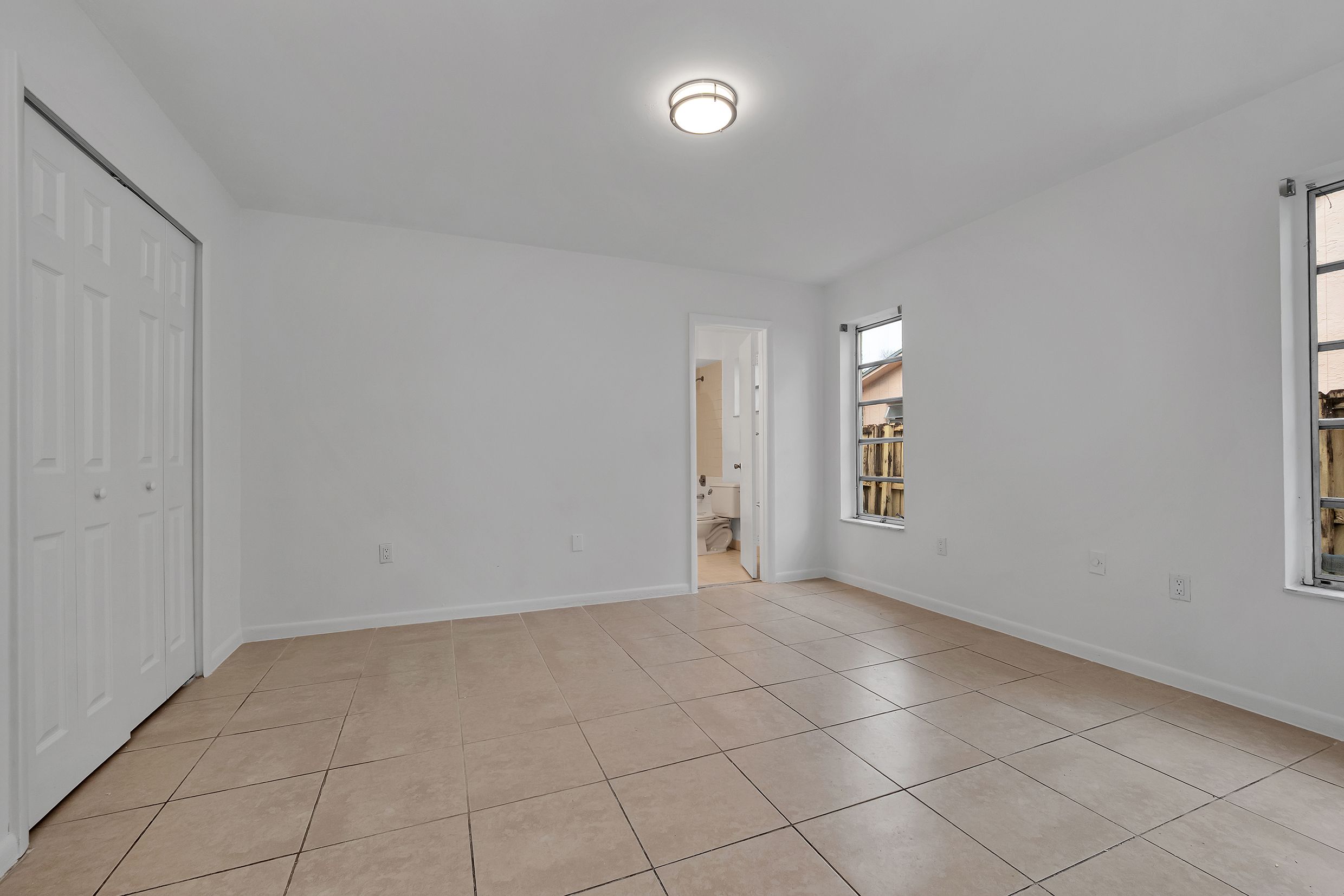 23 NW 109th Avenue Miami FL 33172
