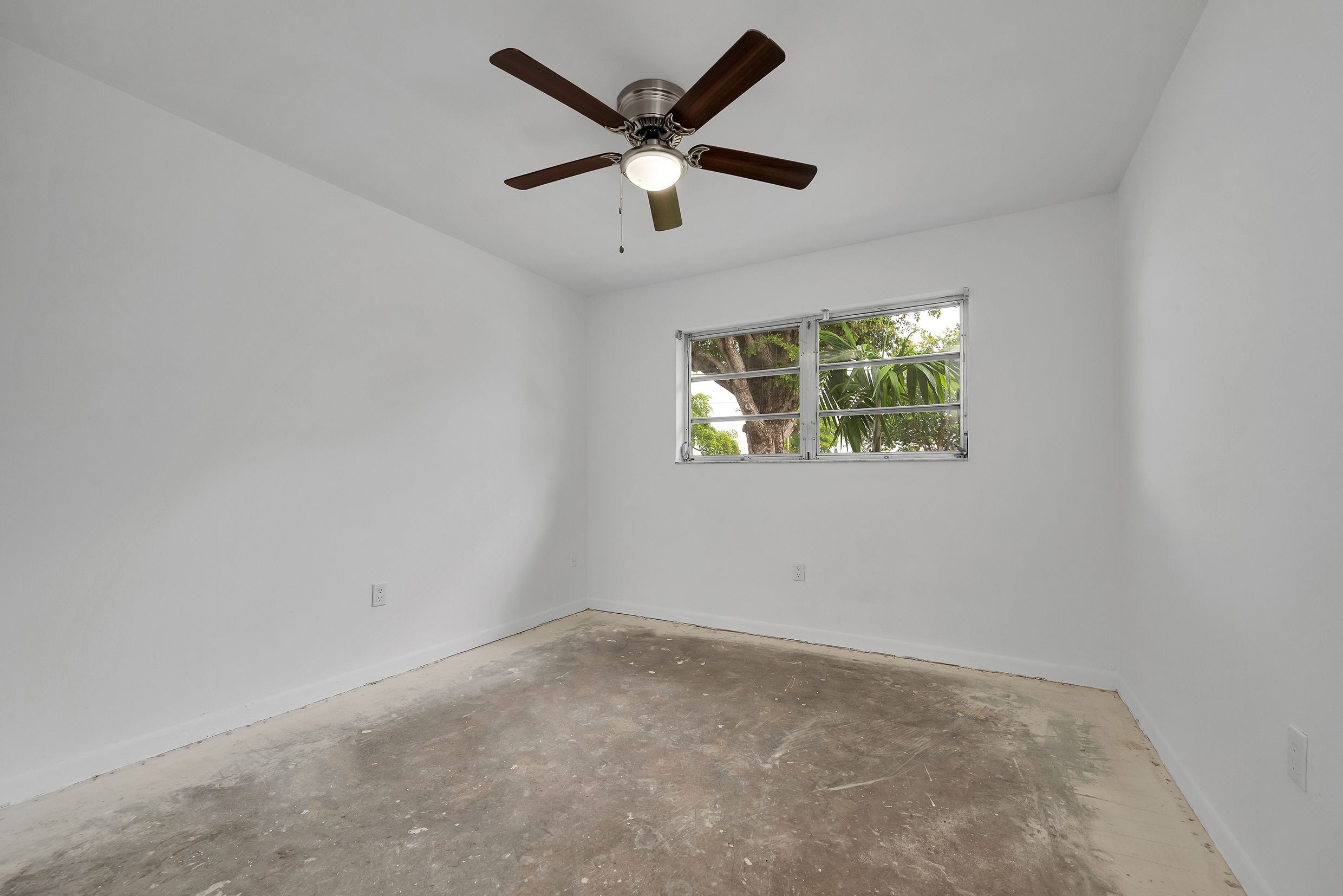 23 NW 109th Avenue Miami FL 33172