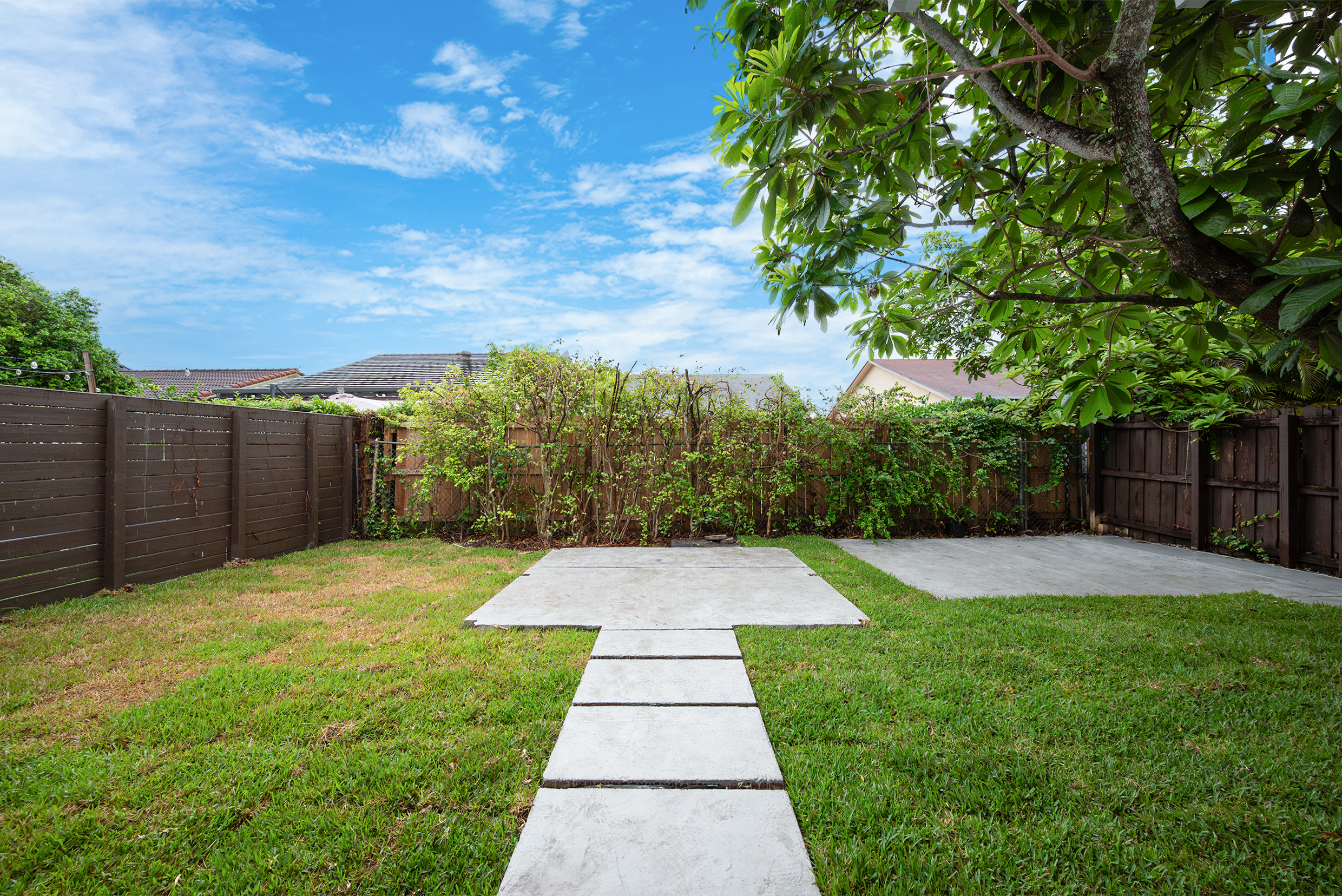 23 NW 109th Avenue Miami FL 33172