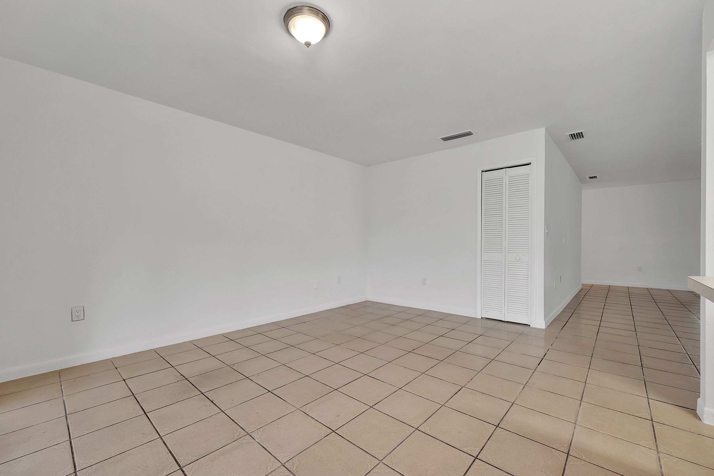 23 NW 109th Avenue Miami FL 33172