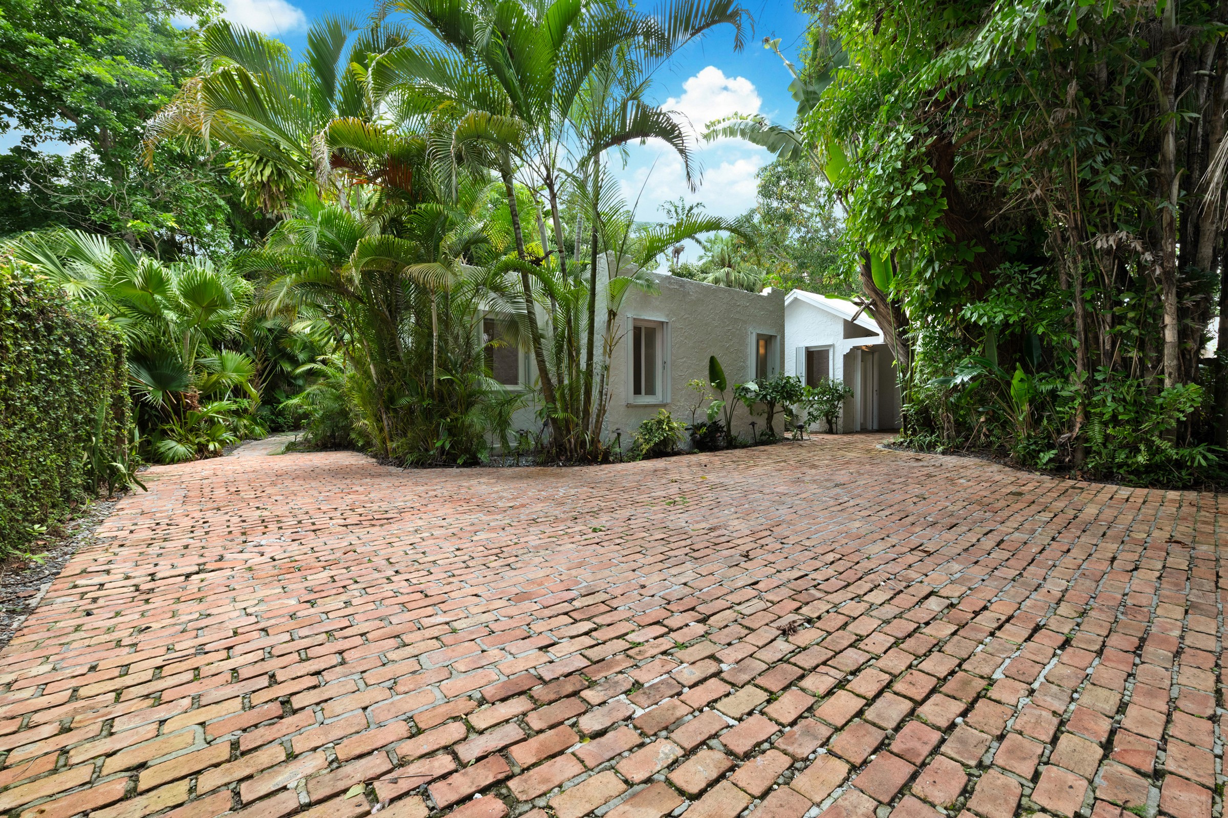 3797 El Prado Boulevard Miami FL 33133