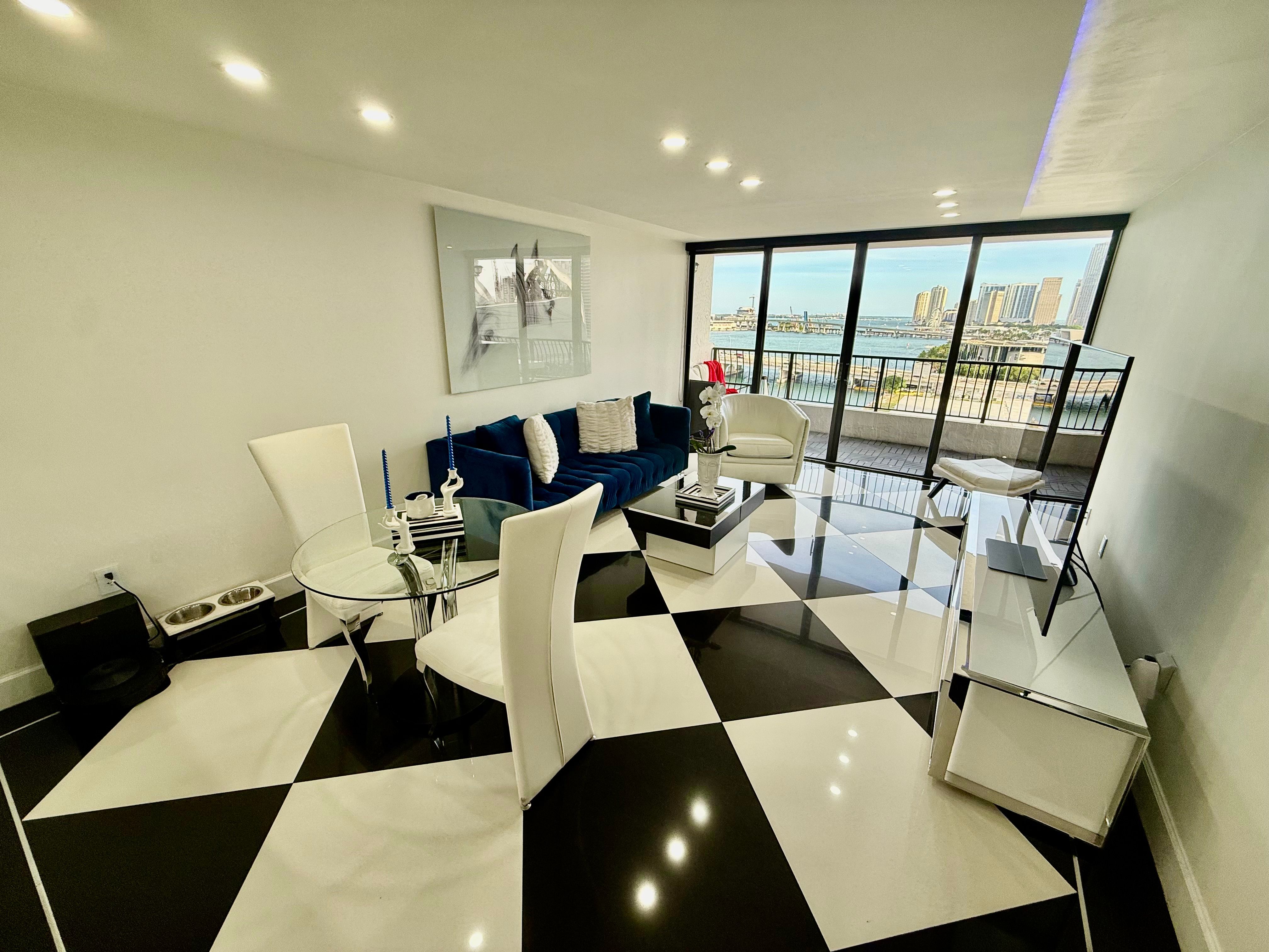 555 NE 15th Street Miami FL 33132