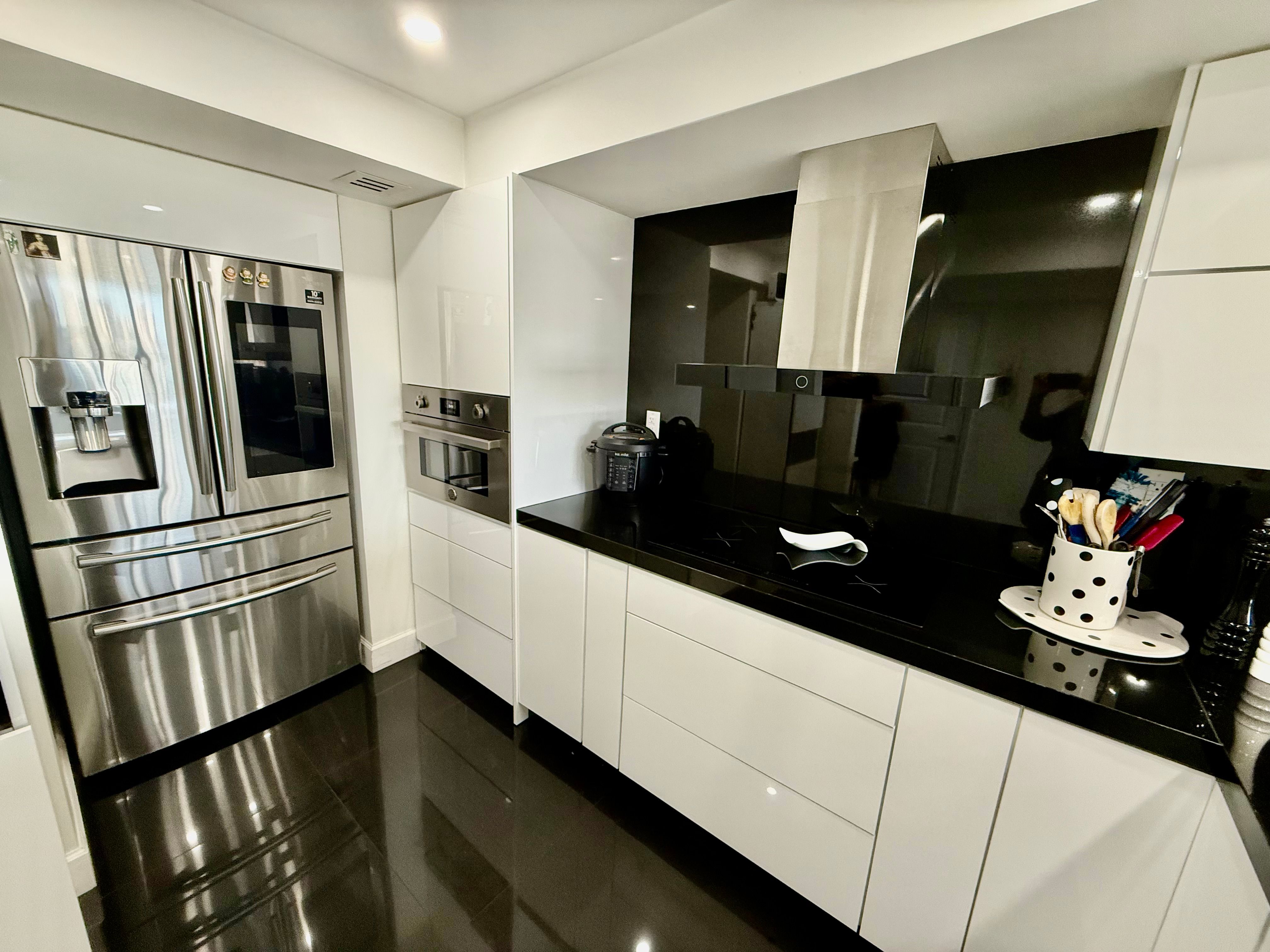 555 NE 15th Street Miami FL 33132