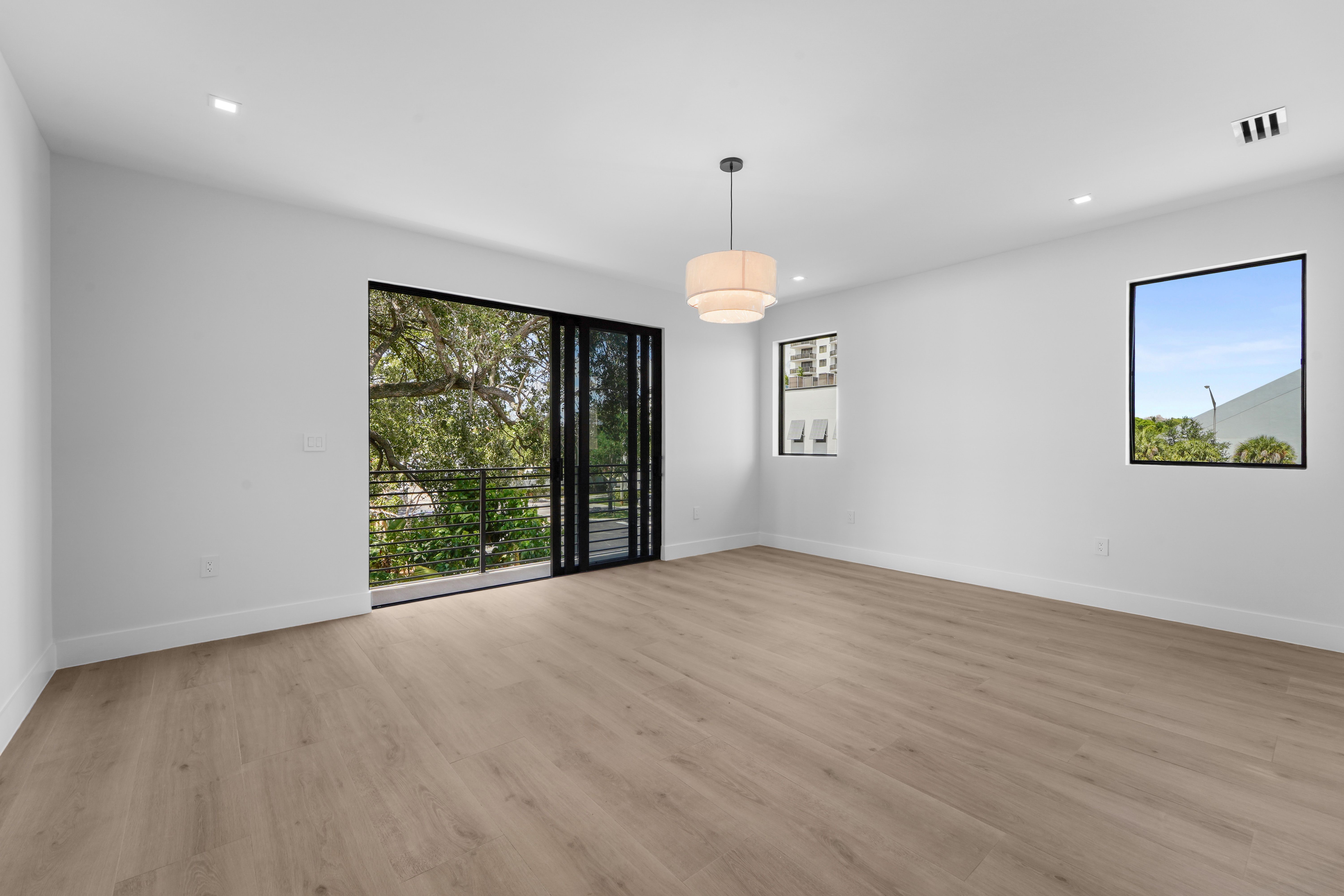 2735 SW 23rd Terrace Miami FL 33145