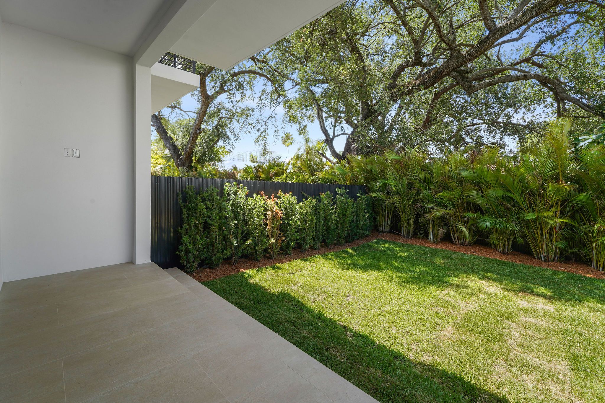 2735 SW 23rd Terrace Miami FL 33145
