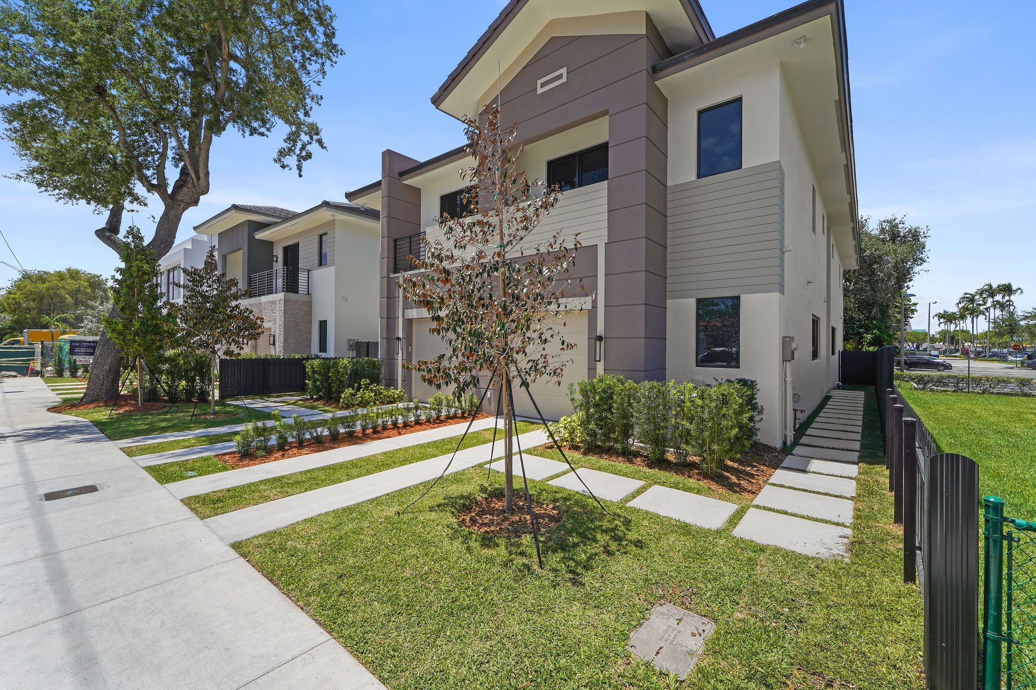 2735 SW 23rd Terrace Miami FL 33145