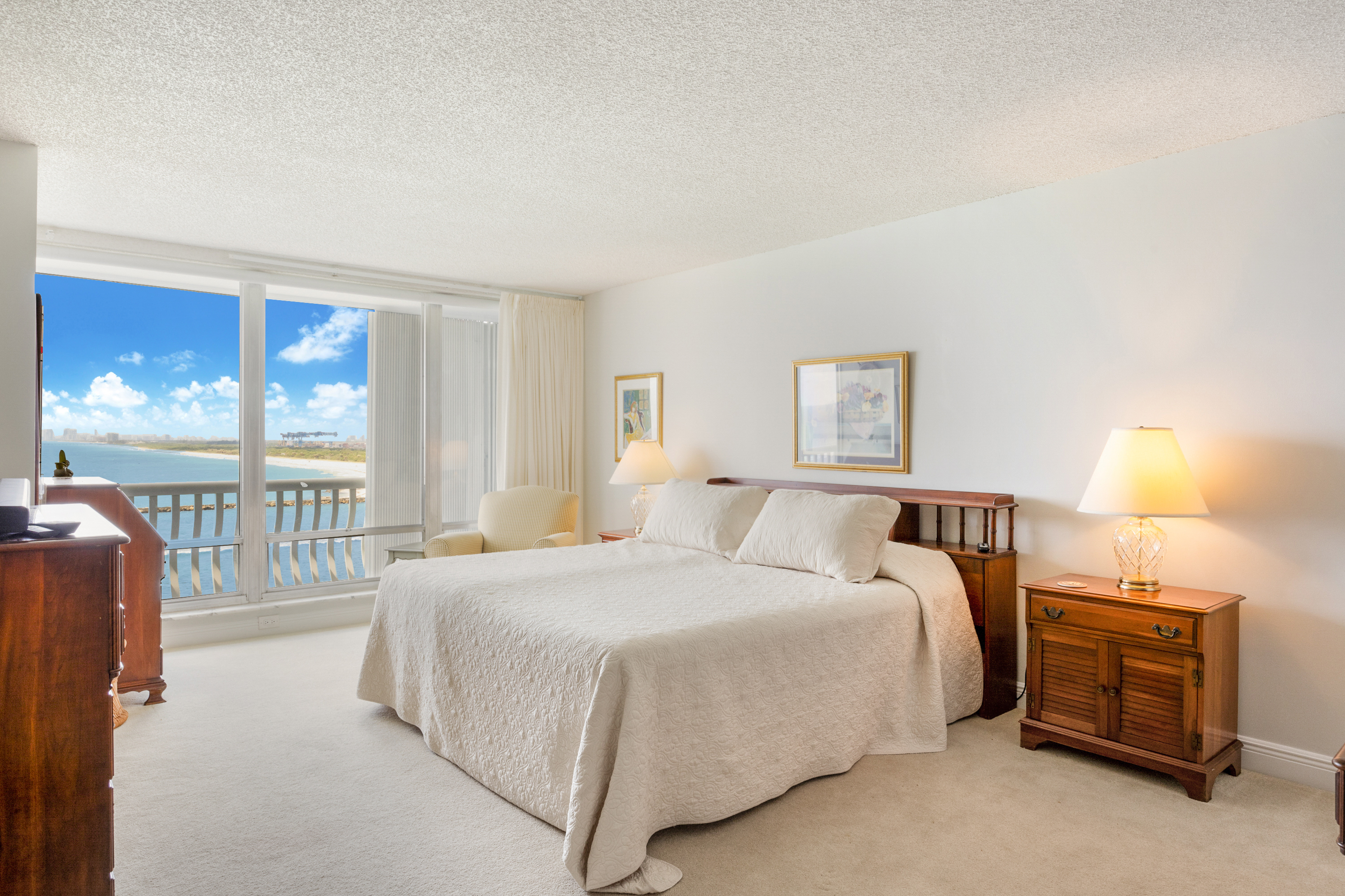 2200 S Ocean Lane Fort Lauderdale FL 33316