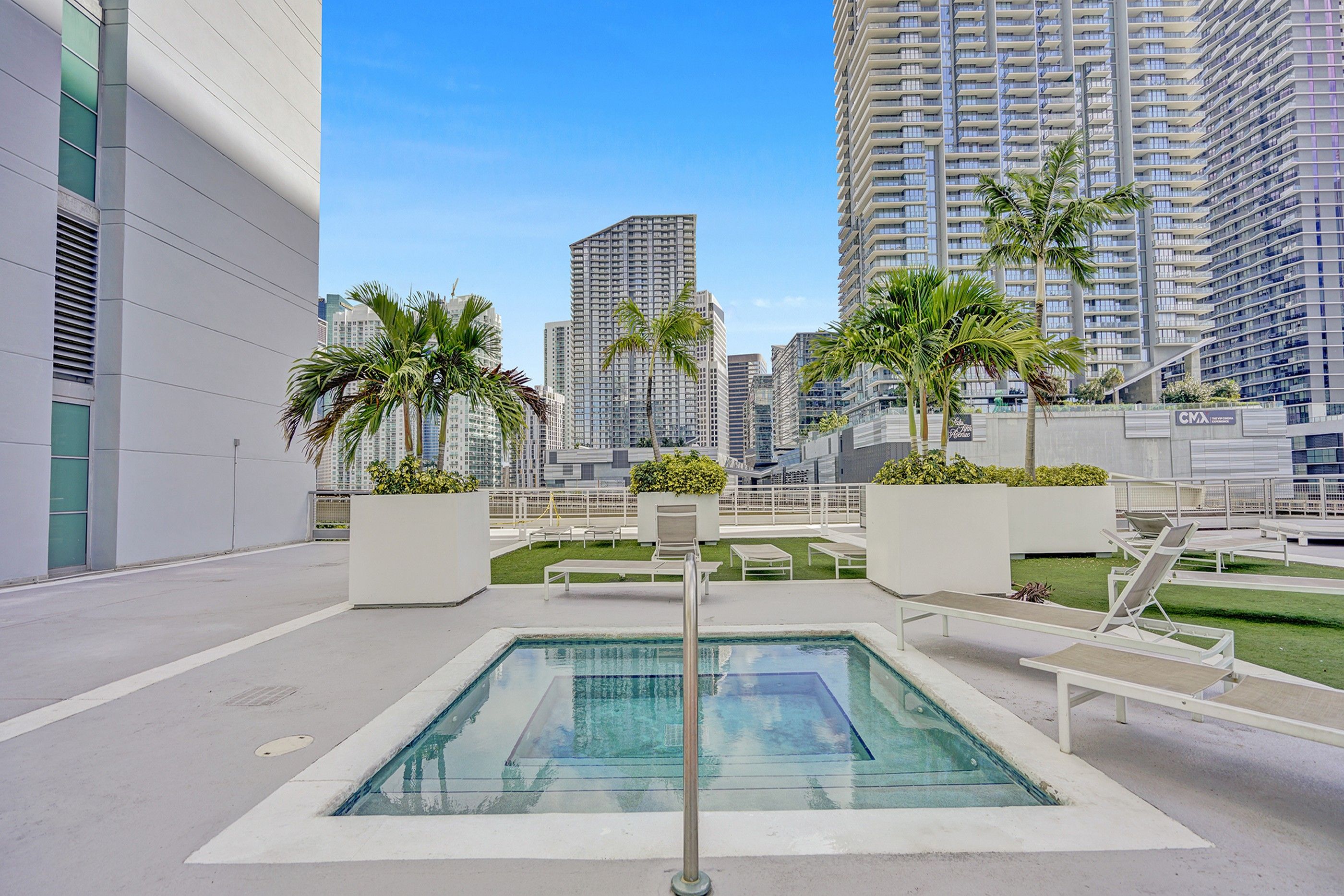 690 SW 1st Court Miami FL 33130