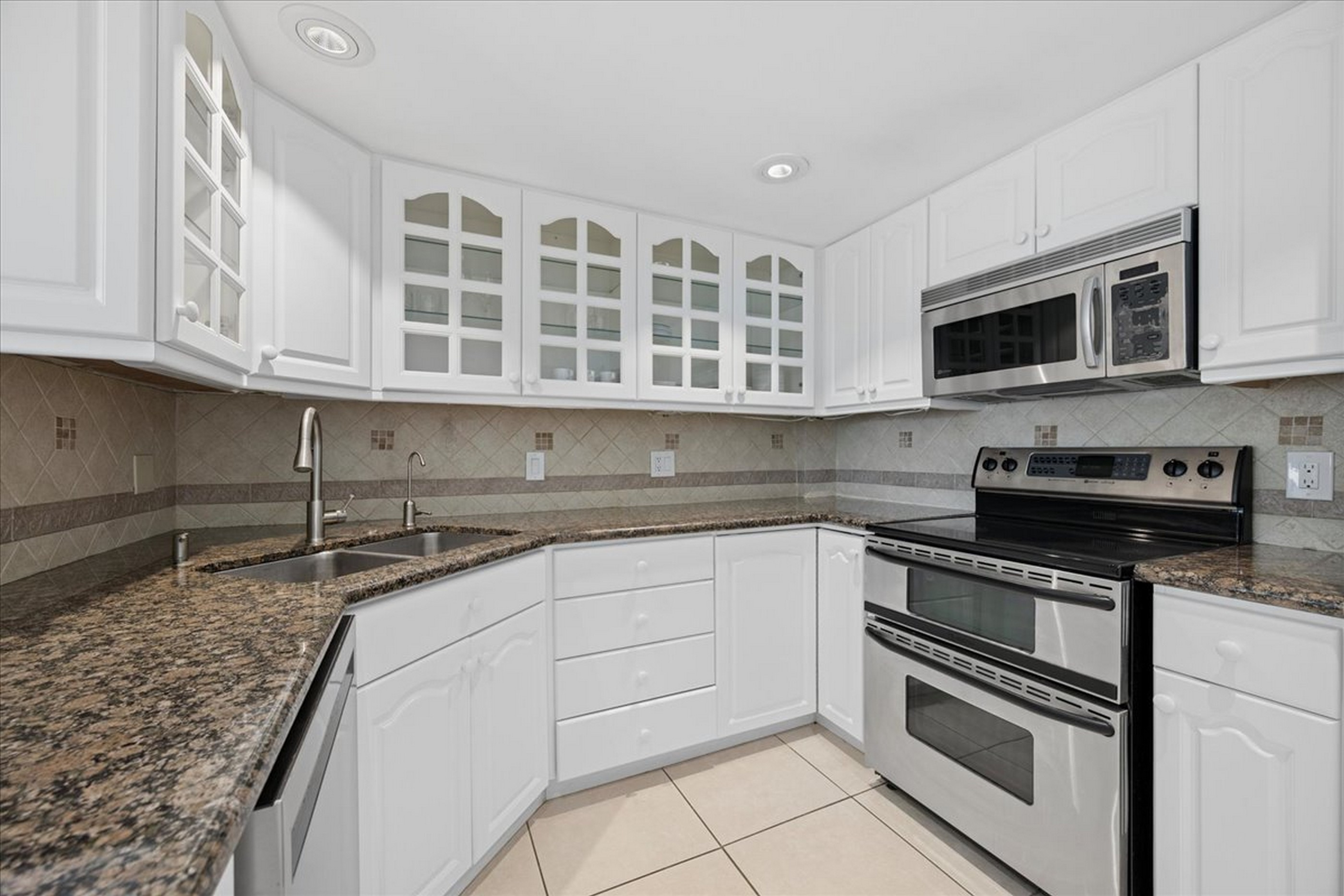 199 Ocean Lane Drive Key Biscayne FL 33149