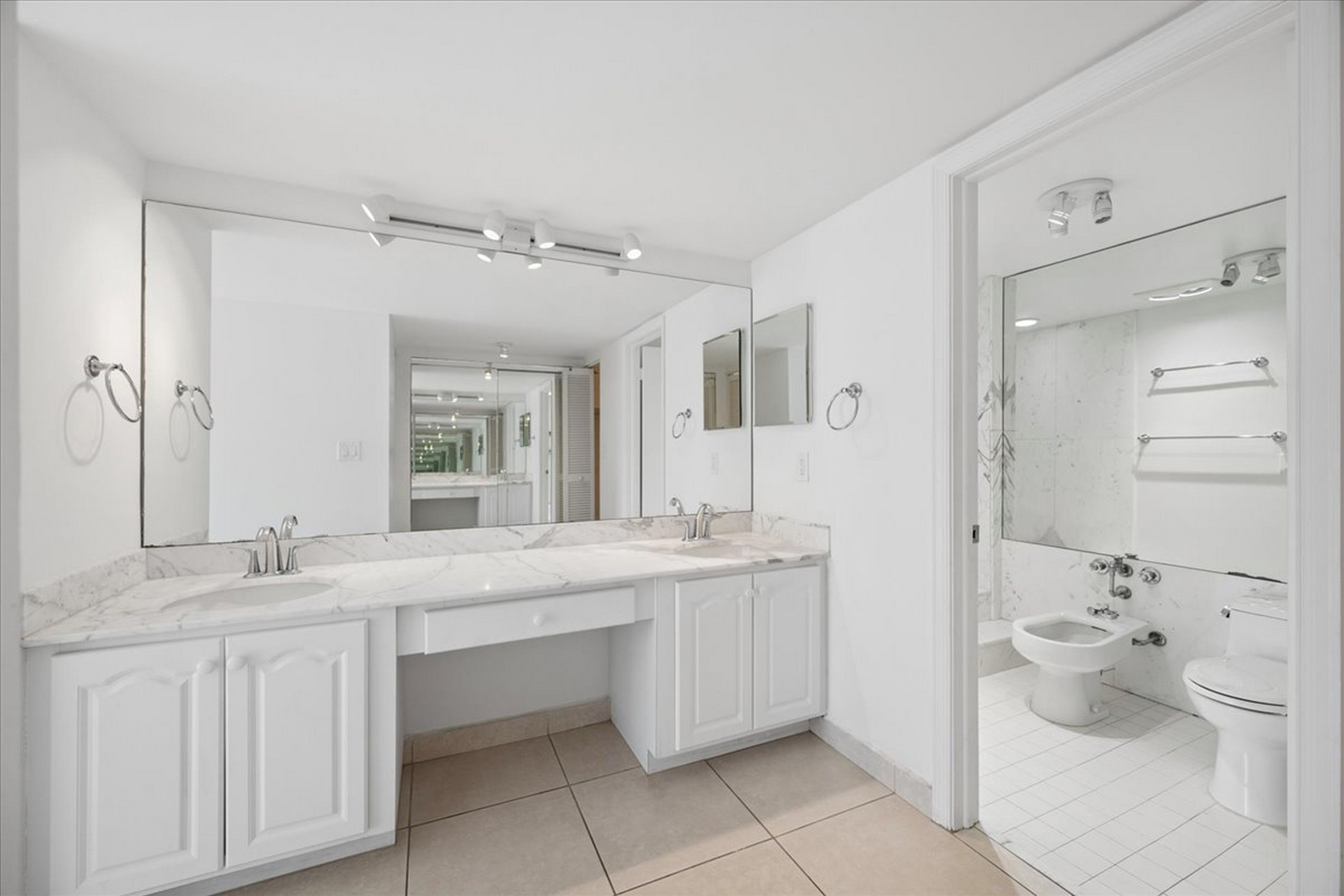199 Ocean Lane Drive Key Biscayne FL 33149