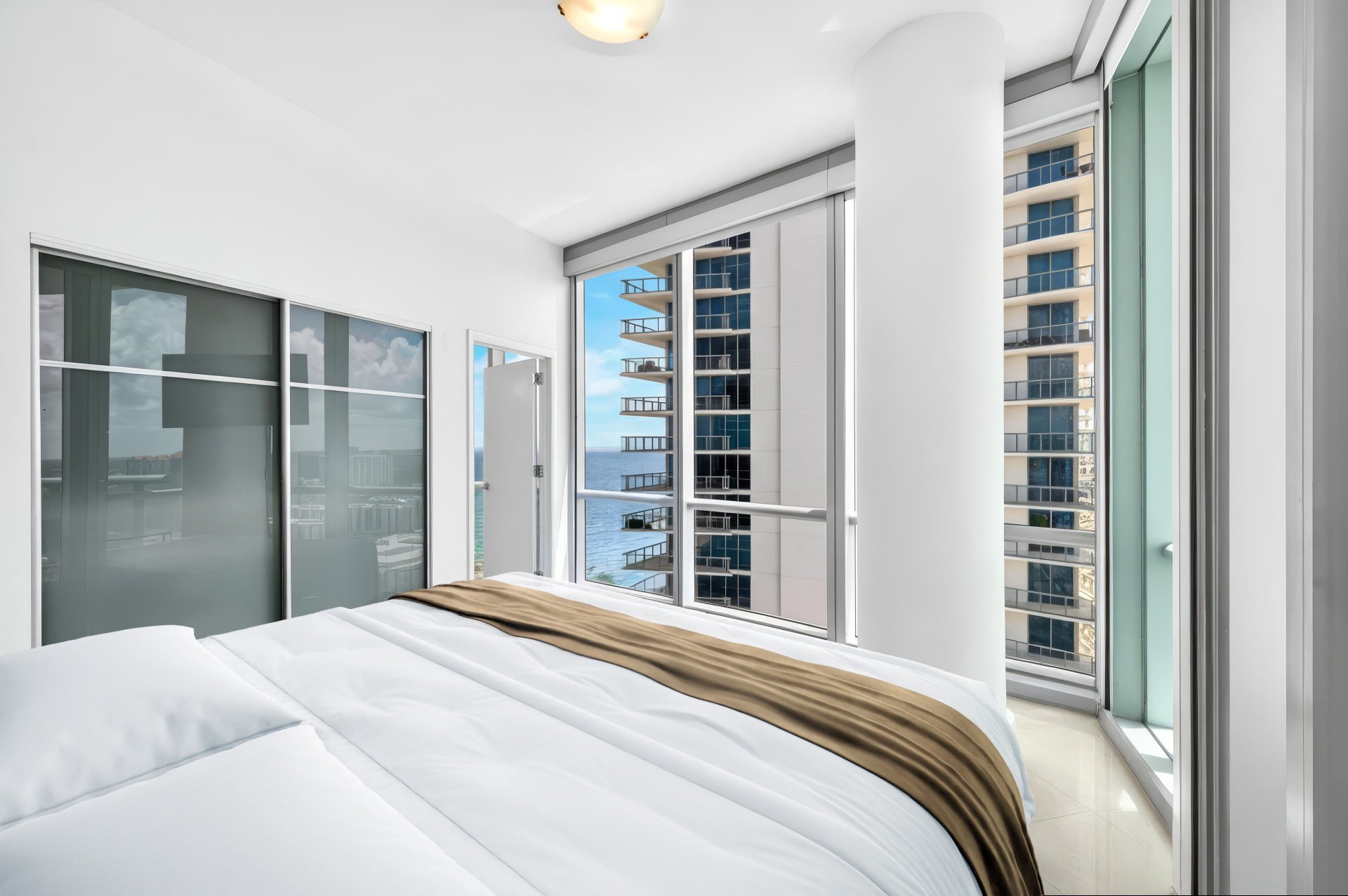 17121 Collins Avenue Sunny Isles Beach FL 33160