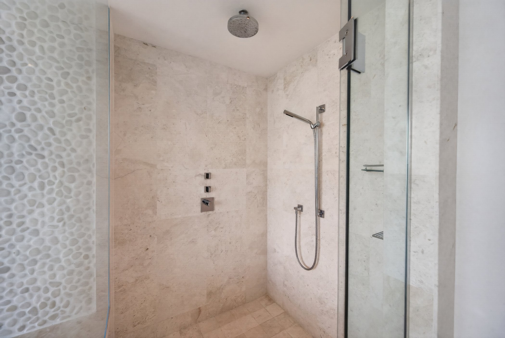 17121 Collins Avenue Sunny Isles Beach FL 33160