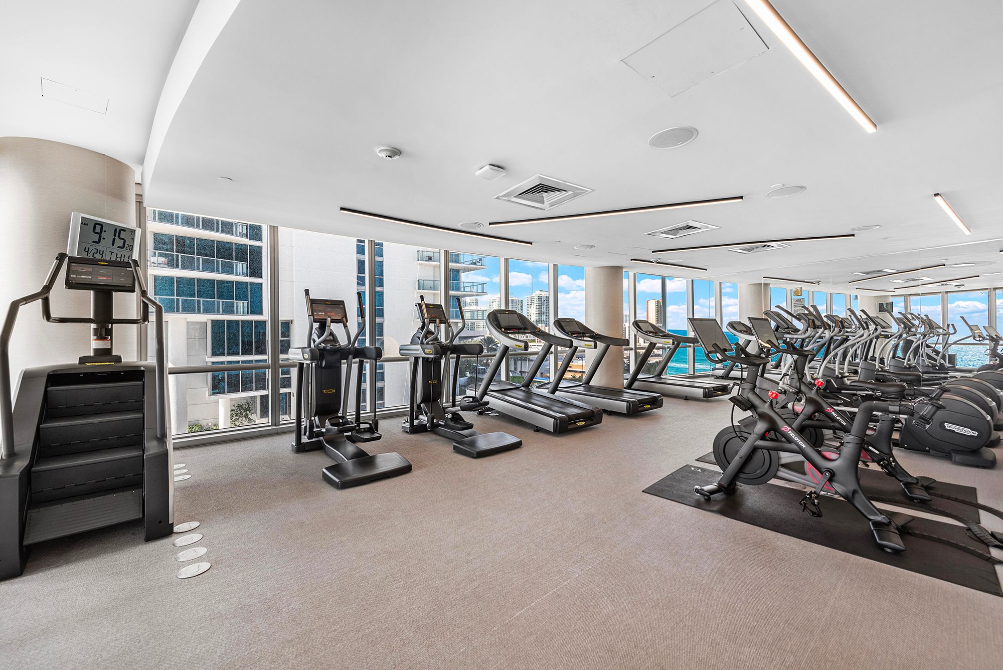 17121 Collins Avenue Sunny Isles Beach FL 33160