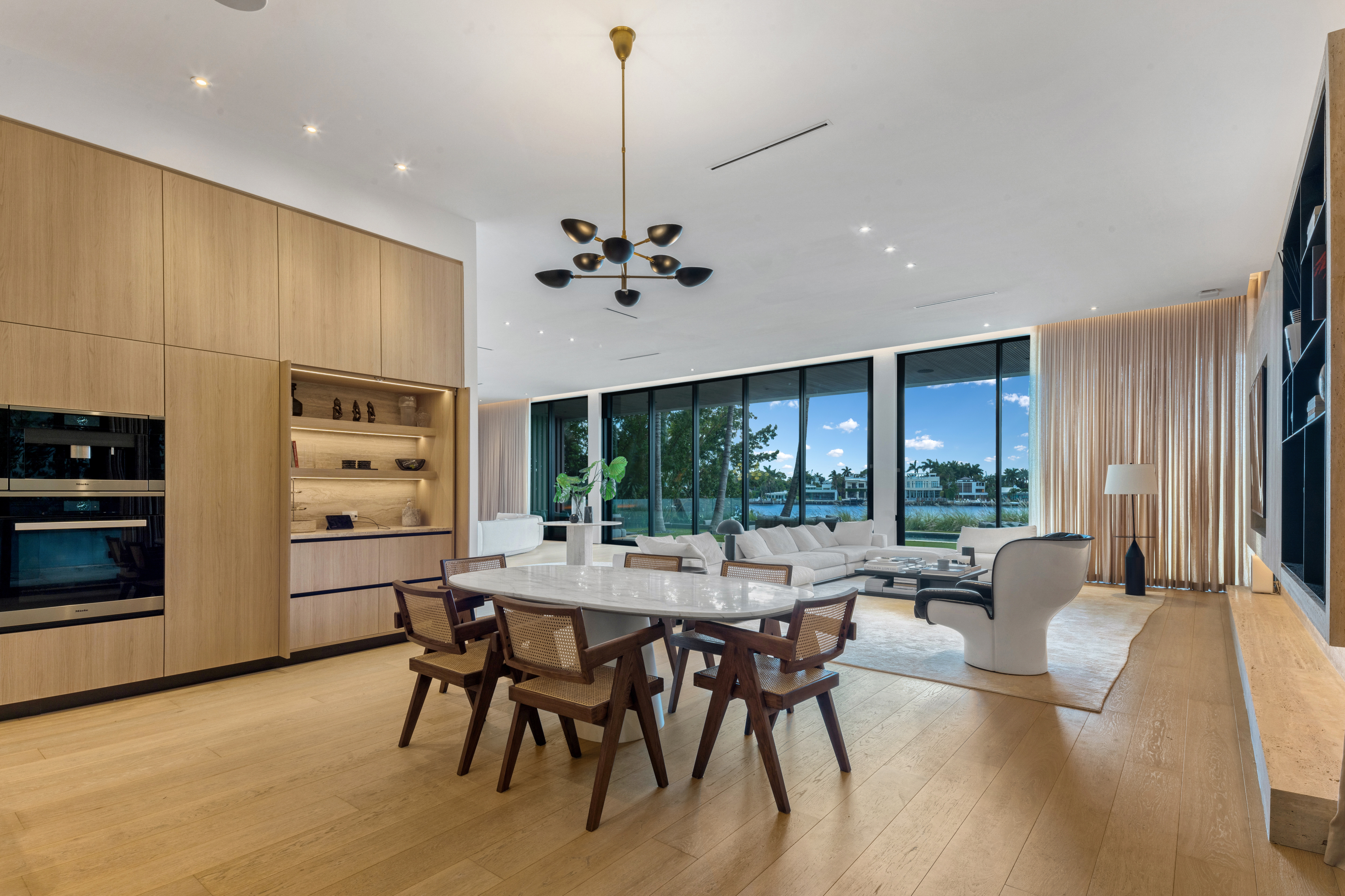 28 W Dilido Drive Miami Beach FL 33139