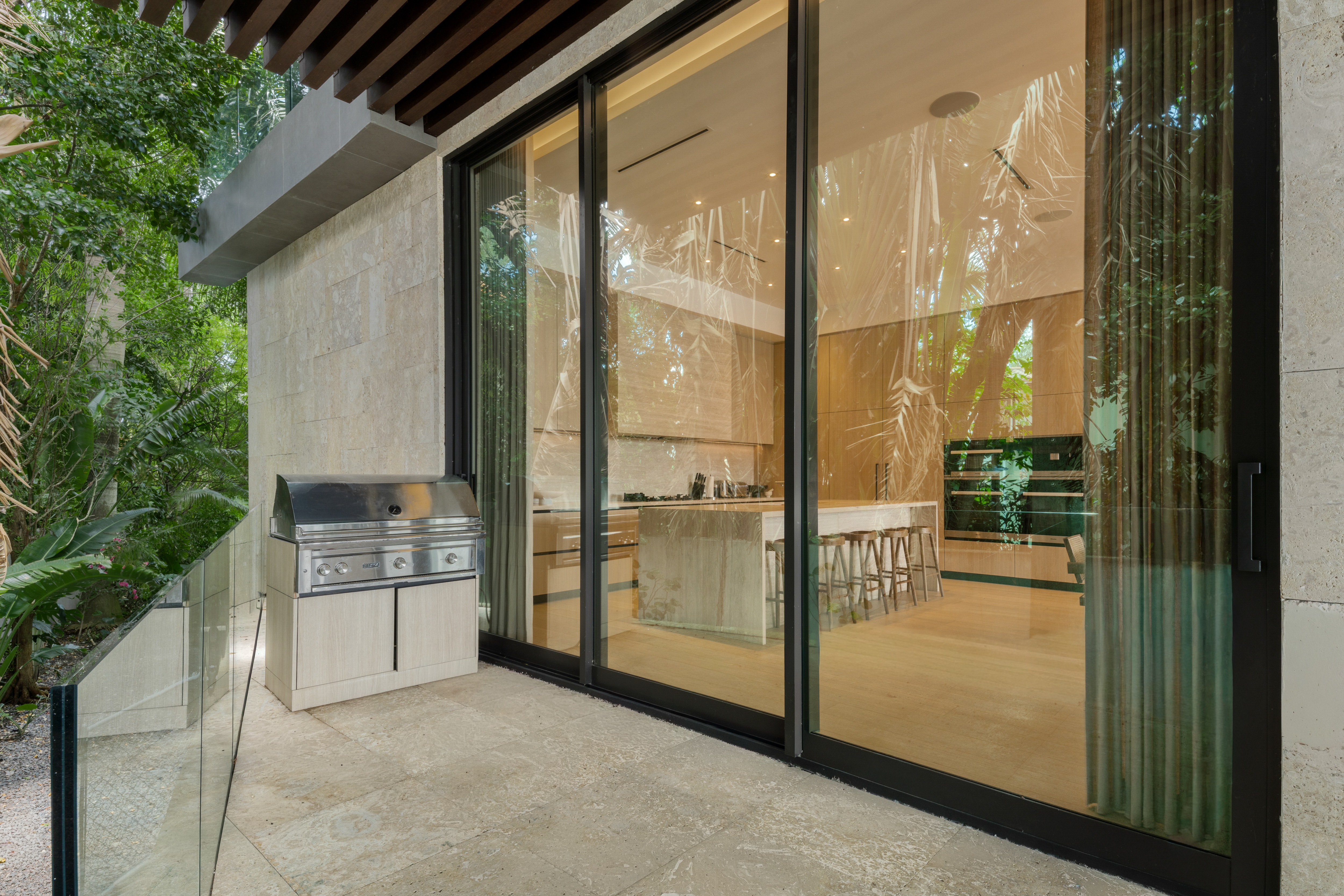 28 W Dilido Drive Miami Beach FL 33139
