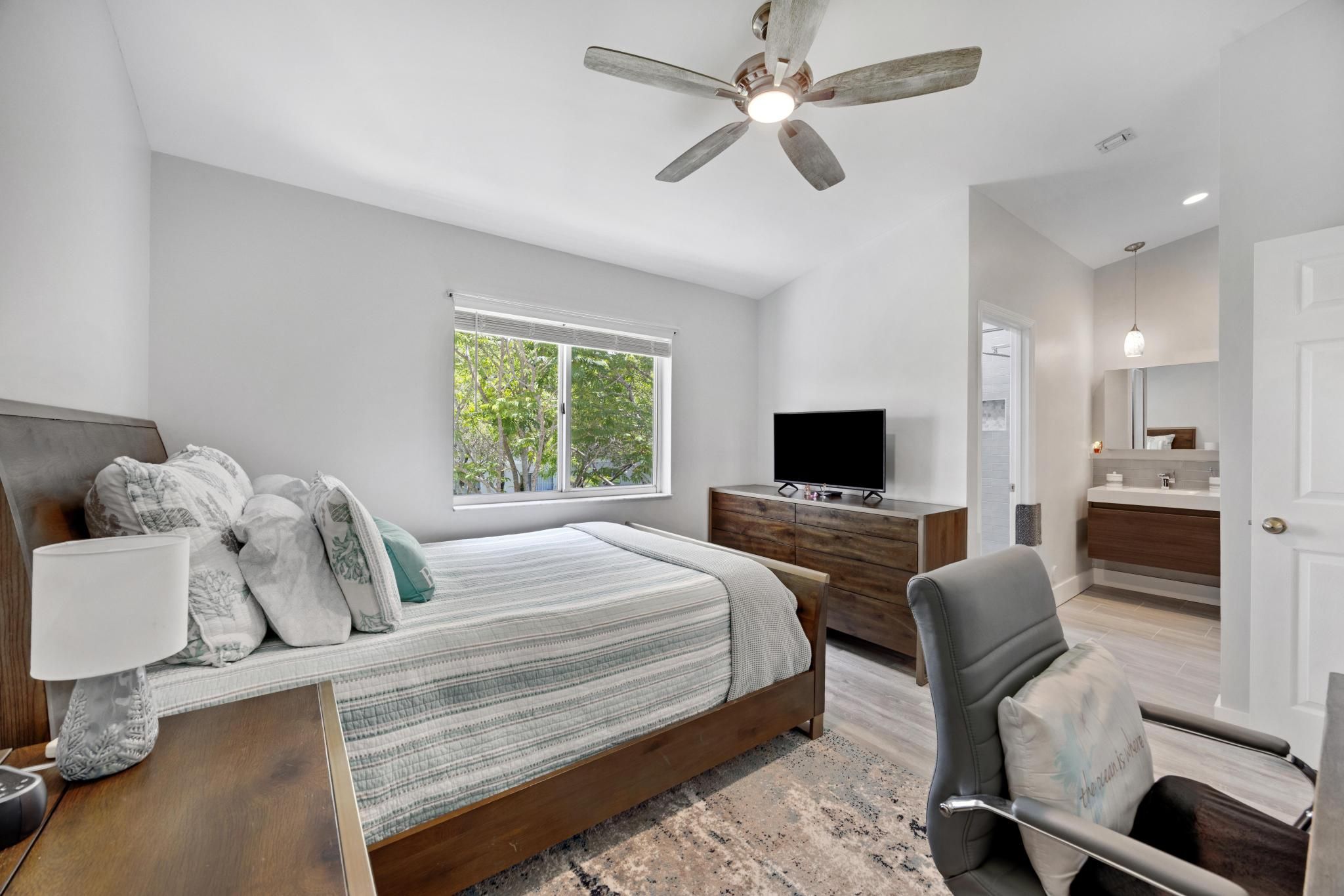 749 NW 208th Way Pembroke Pines FL 33029