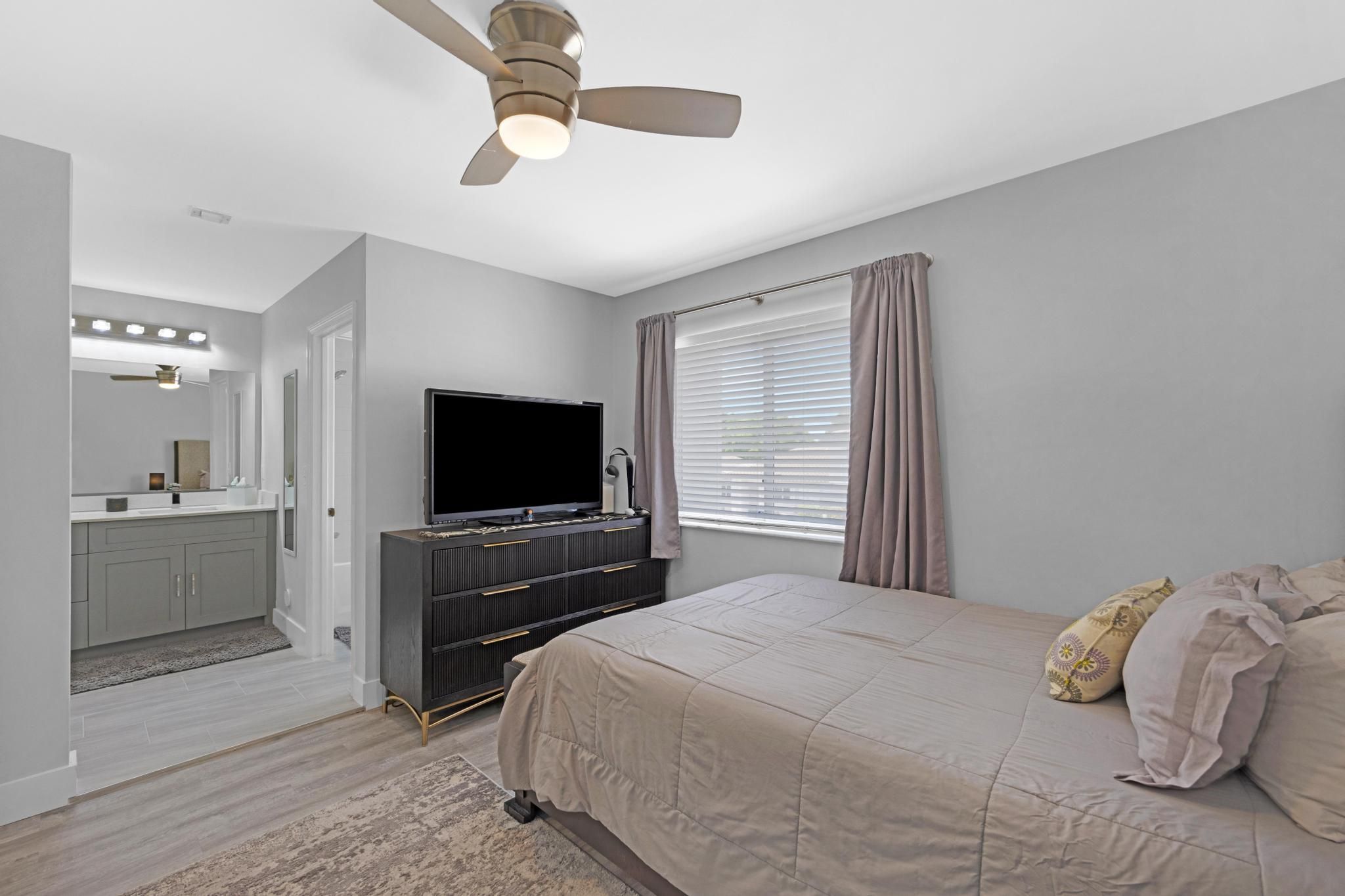 749 NW 208th Way Pembroke Pines FL 33029