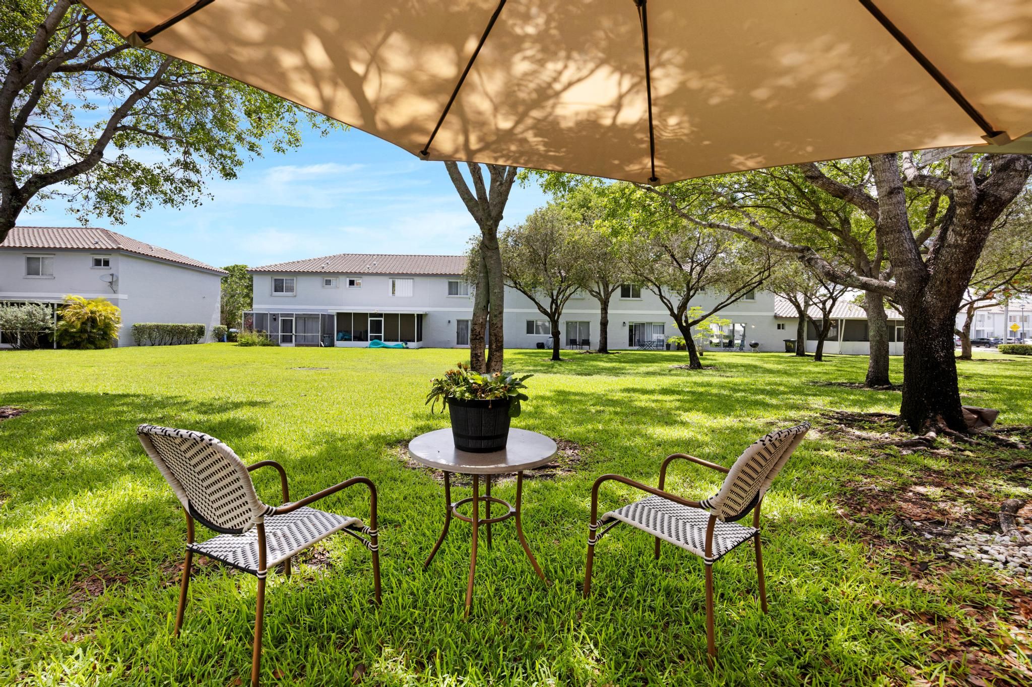 749 NW 208th Way Pembroke Pines FL 33029