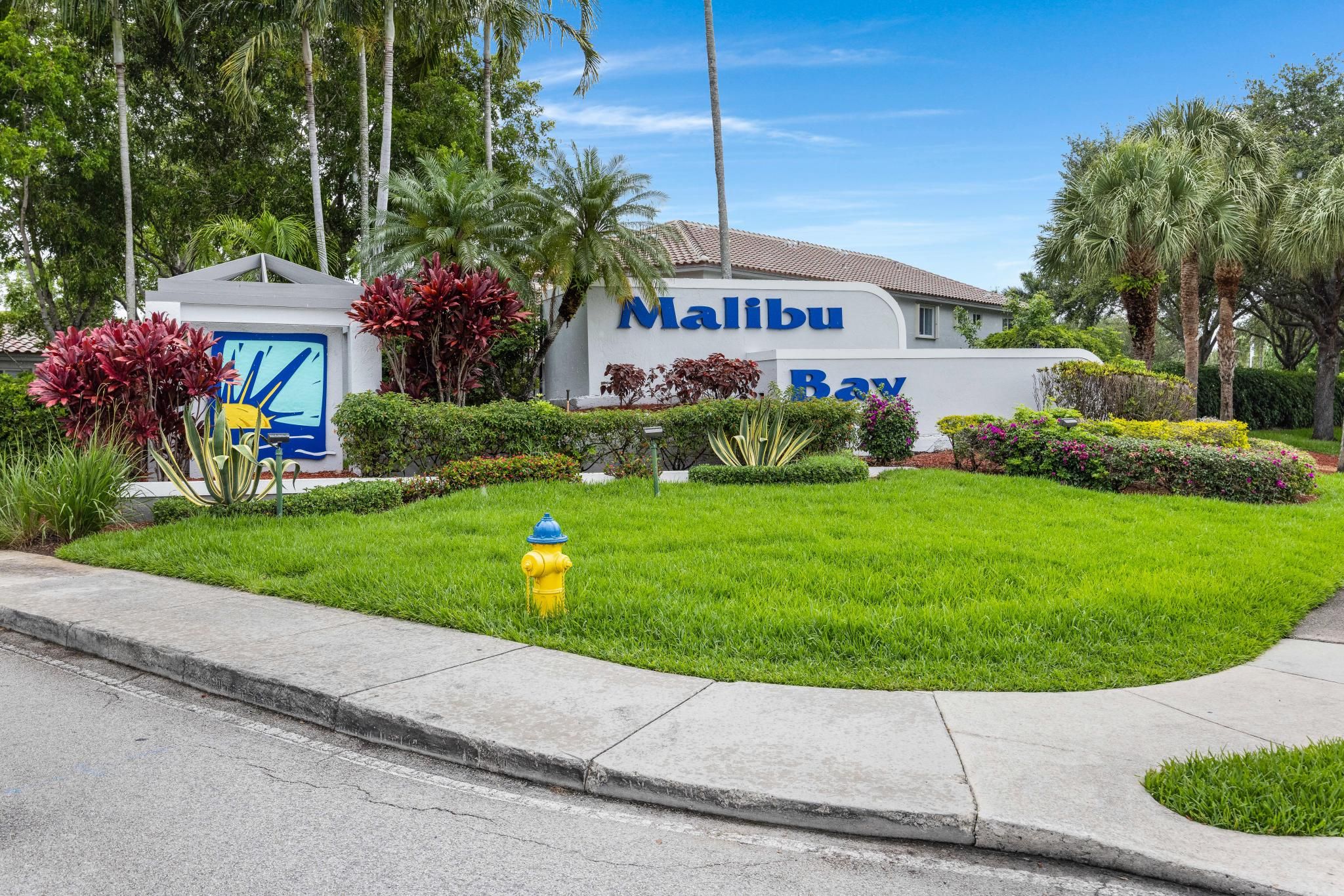 749 NW 208th Way Pembroke Pines FL 33029