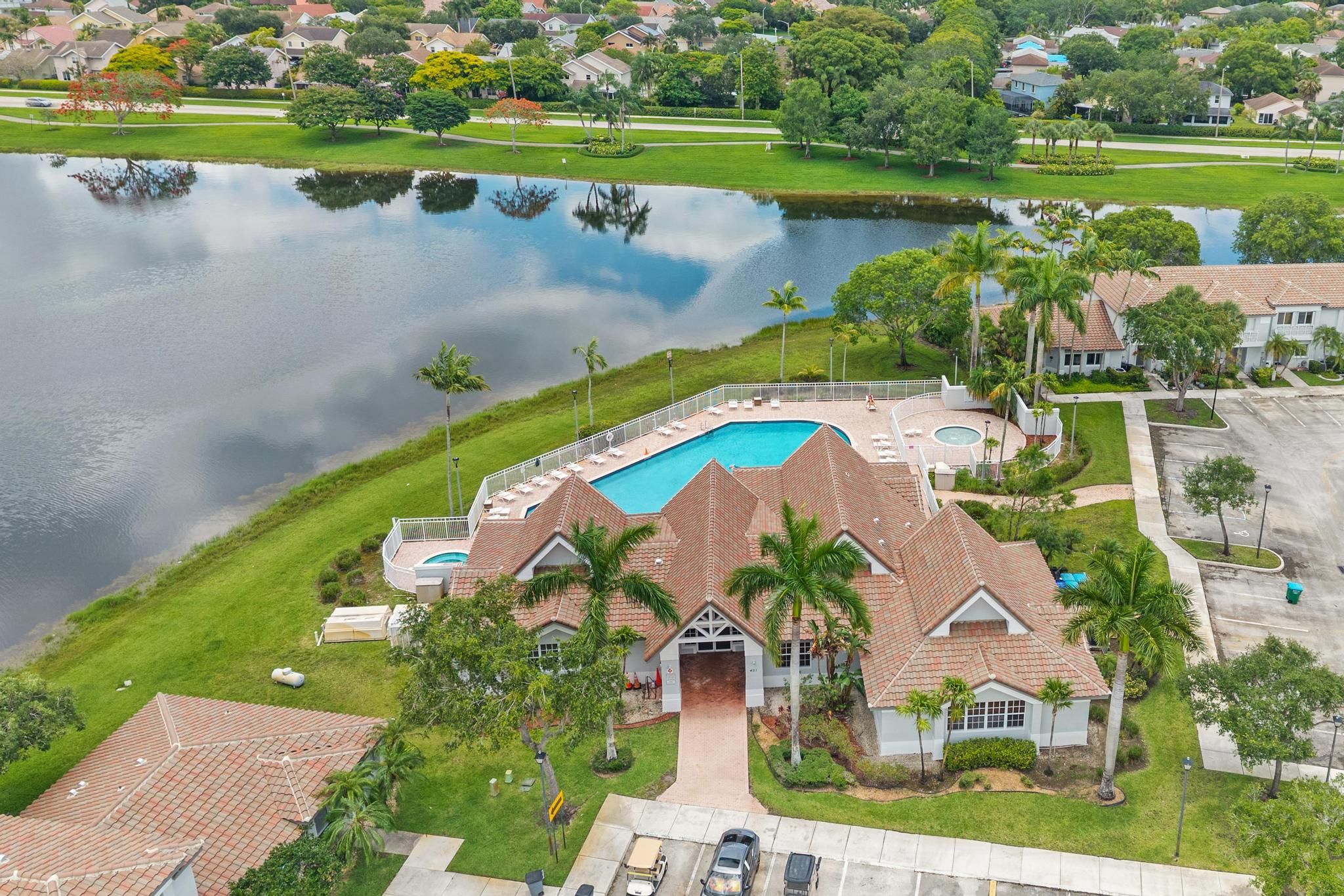 749 NW 208th Way Pembroke Pines FL 33029