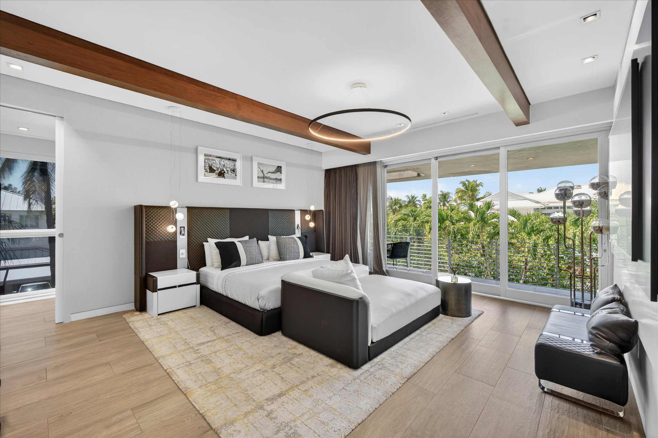 625 Curtiswood Drive Key Biscayne FL 33149