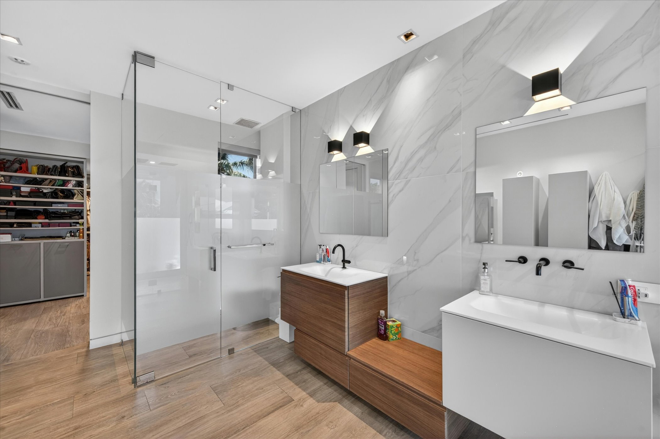 625 Curtiswood Drive Key Biscayne FL 33149