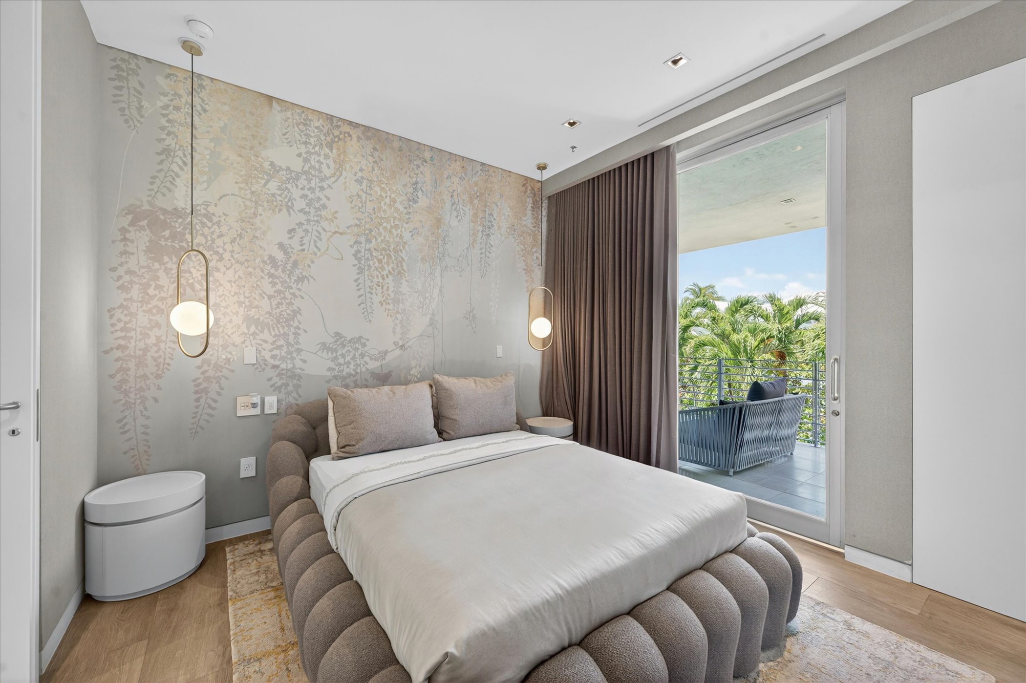 625 Curtiswood Drive Key Biscayne FL 33149