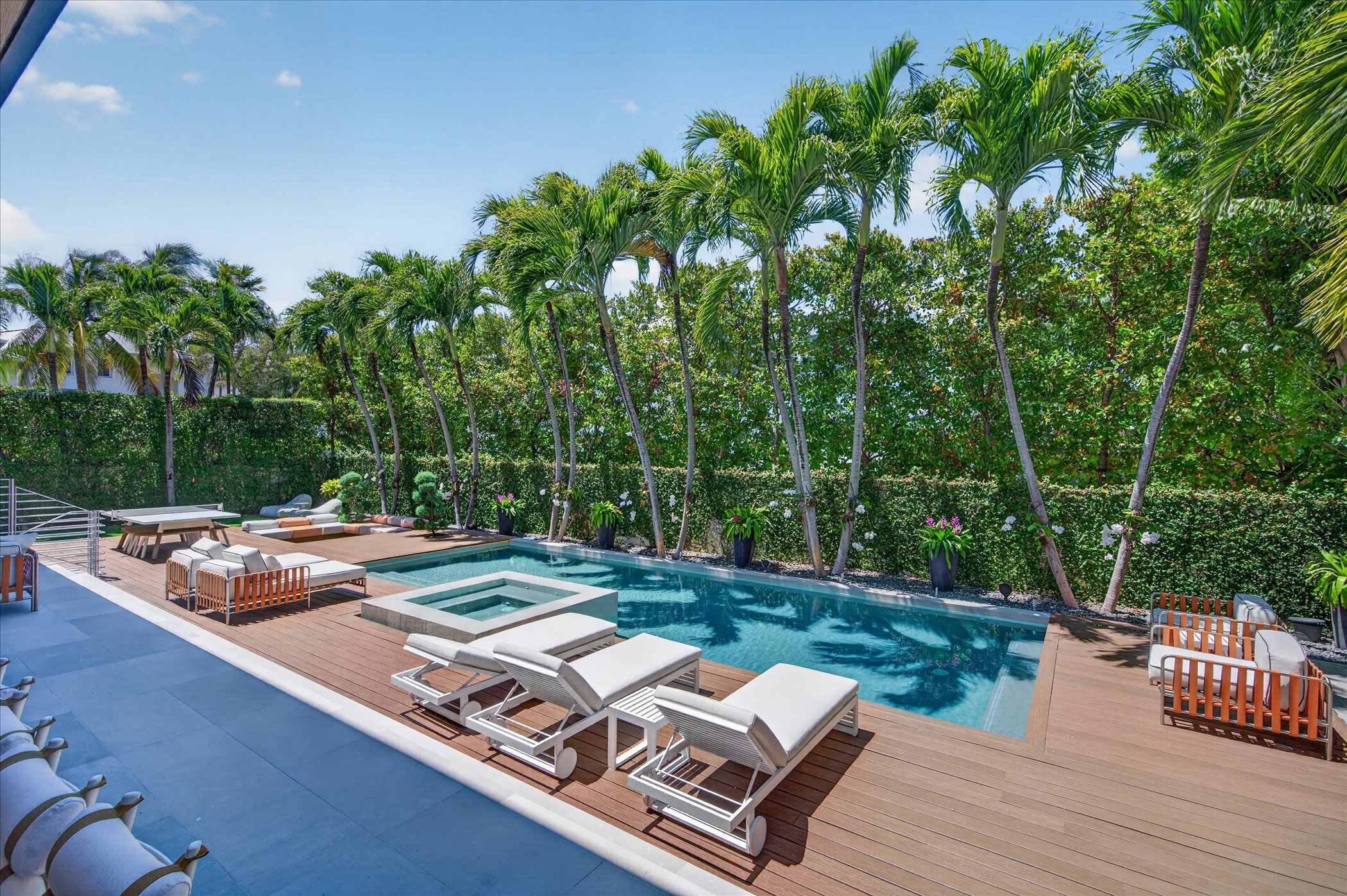 625 Curtiswood Drive Key Biscayne FL 33149