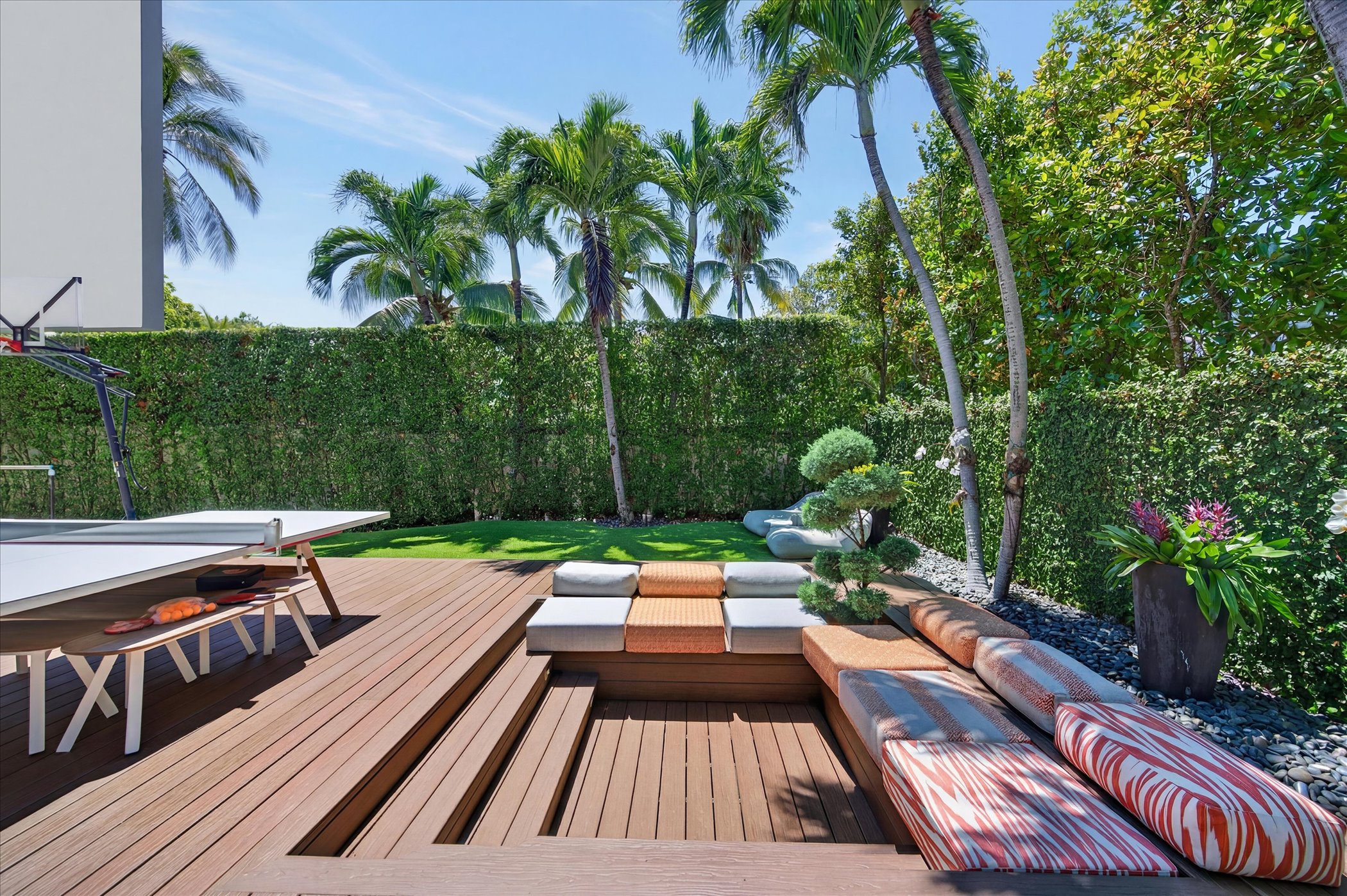 625 Curtiswood Drive Key Biscayne FL 33149