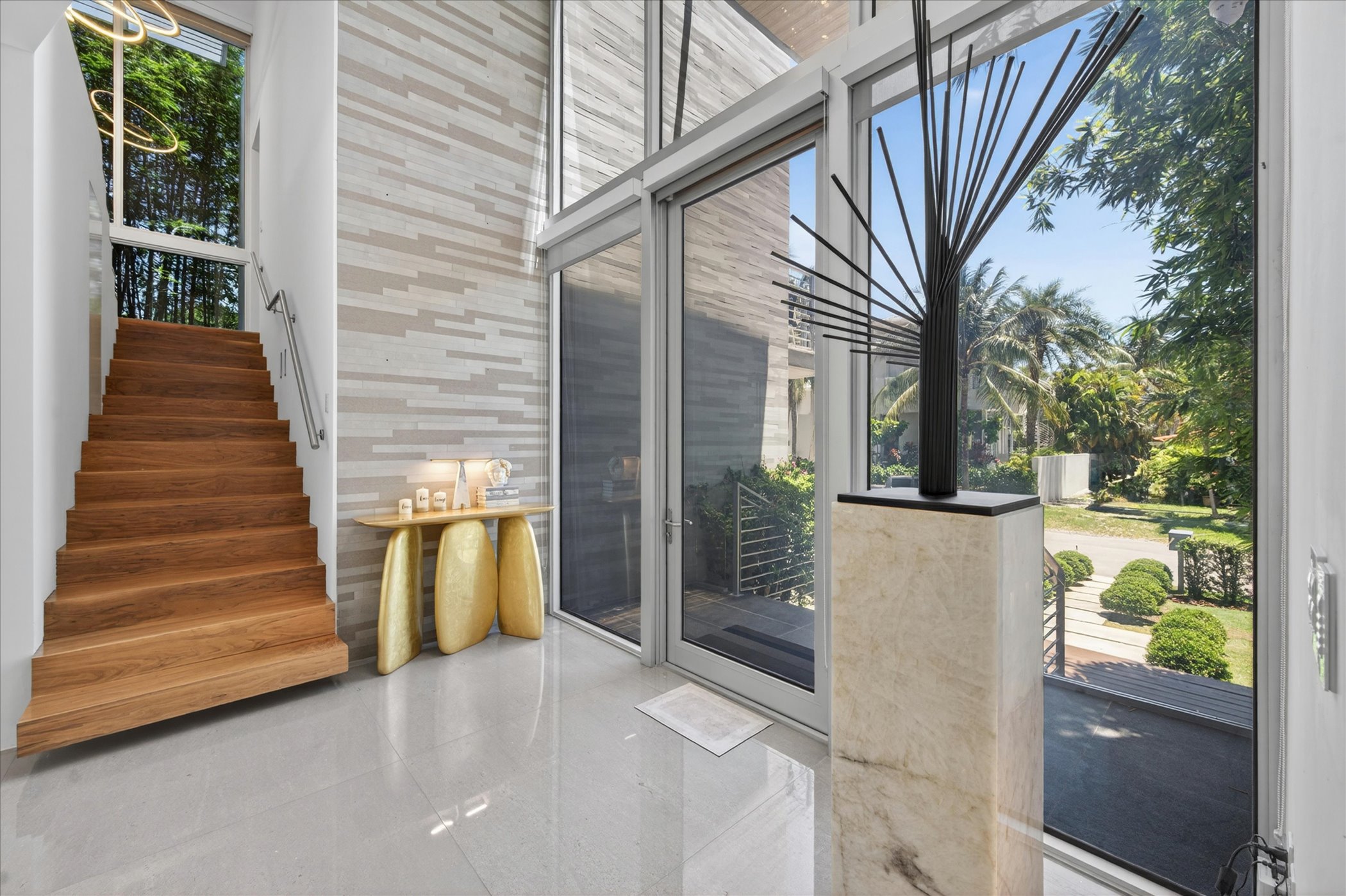 625 Curtiswood Drive Key Biscayne FL 33149