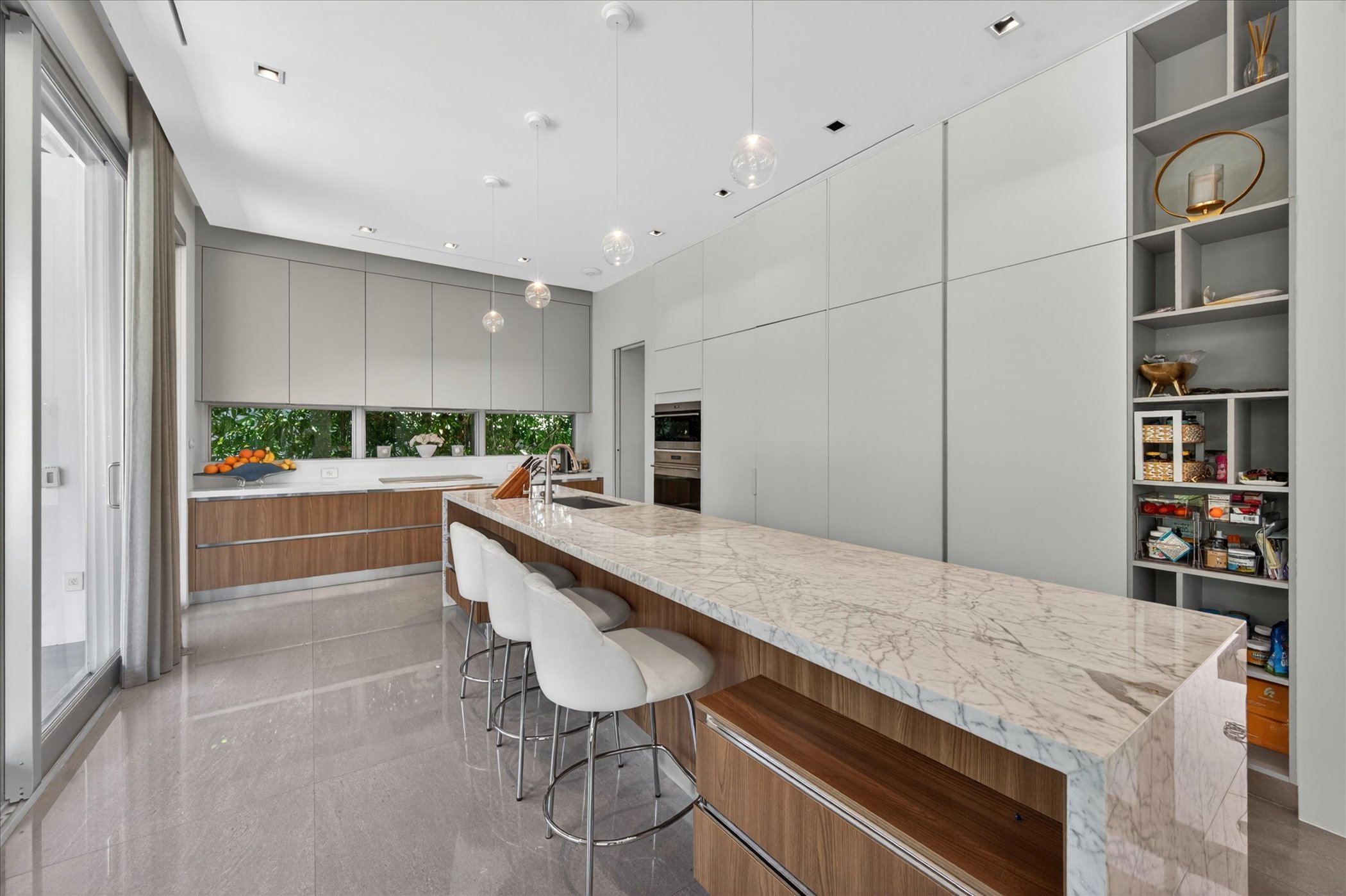 625 Curtiswood Drive Key Biscayne FL 33149