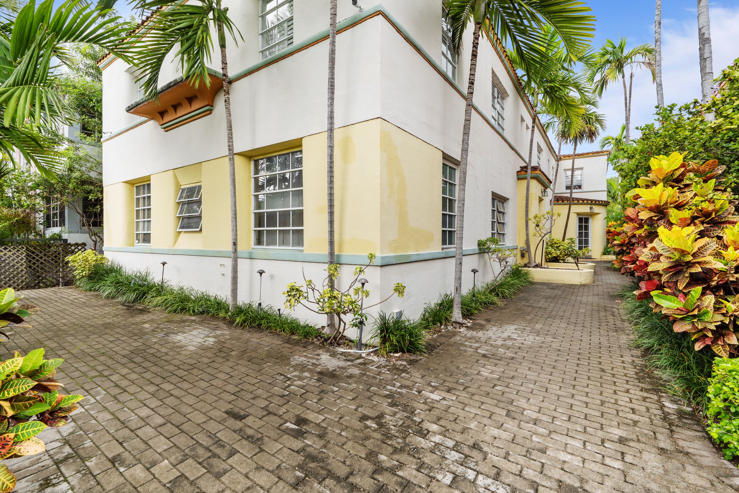 1605 Euclid Avenue Miami Beach FL 33139
