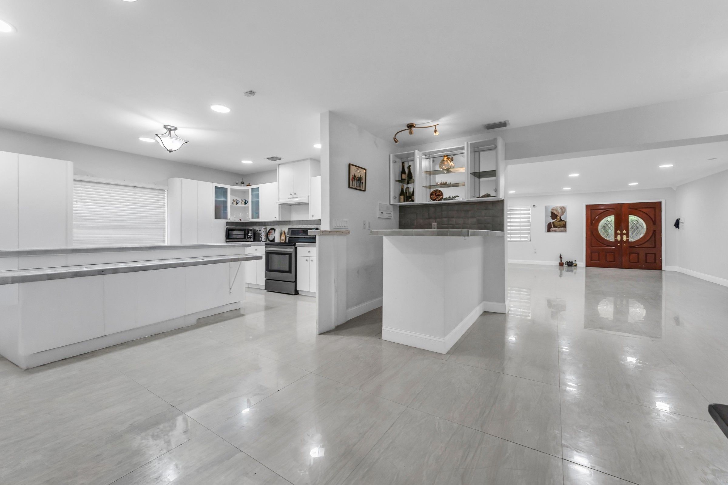 6284 SW 26th Street Miami FL 33155