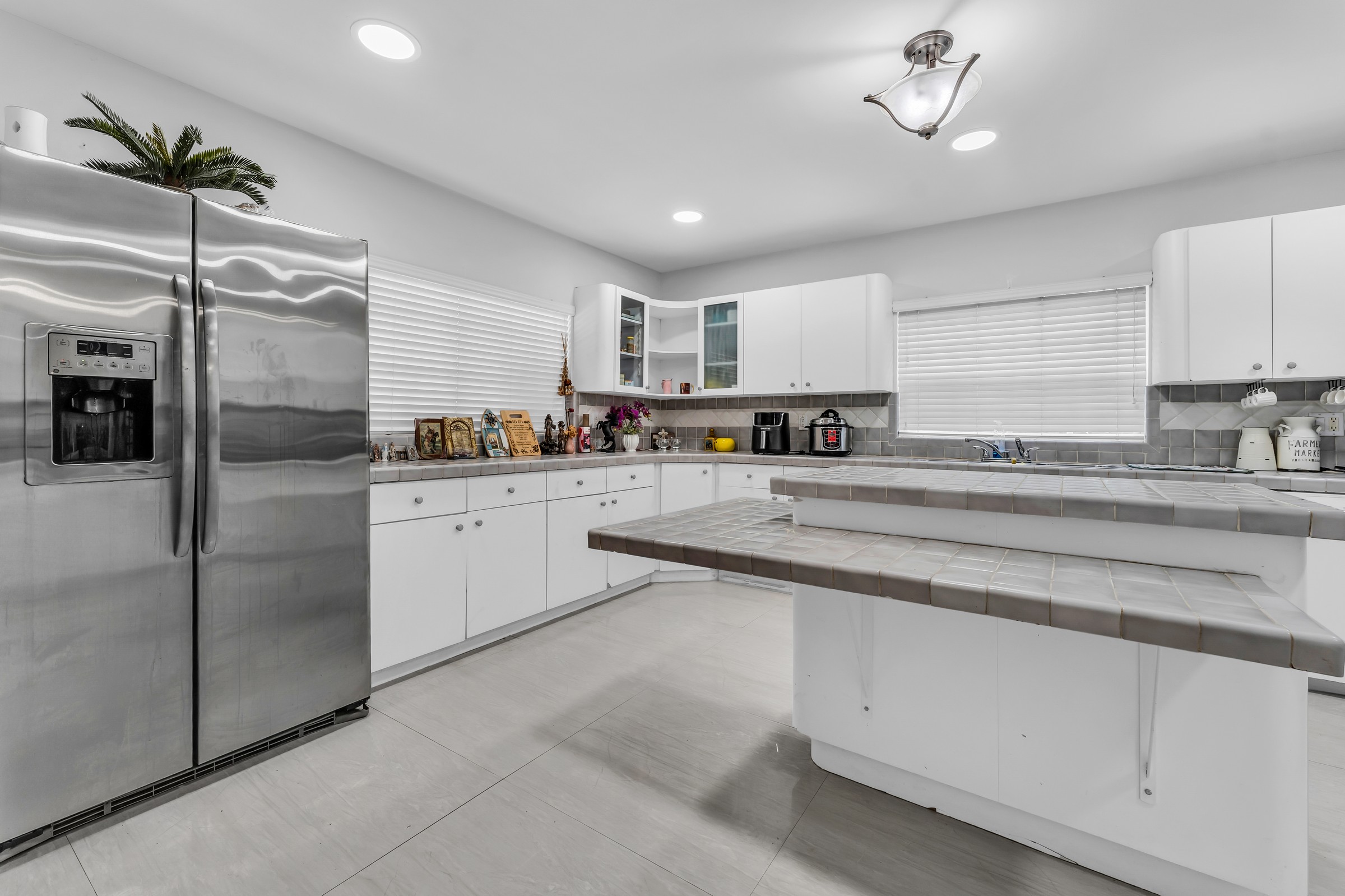 6284 SW 26th Street Miami FL 33155