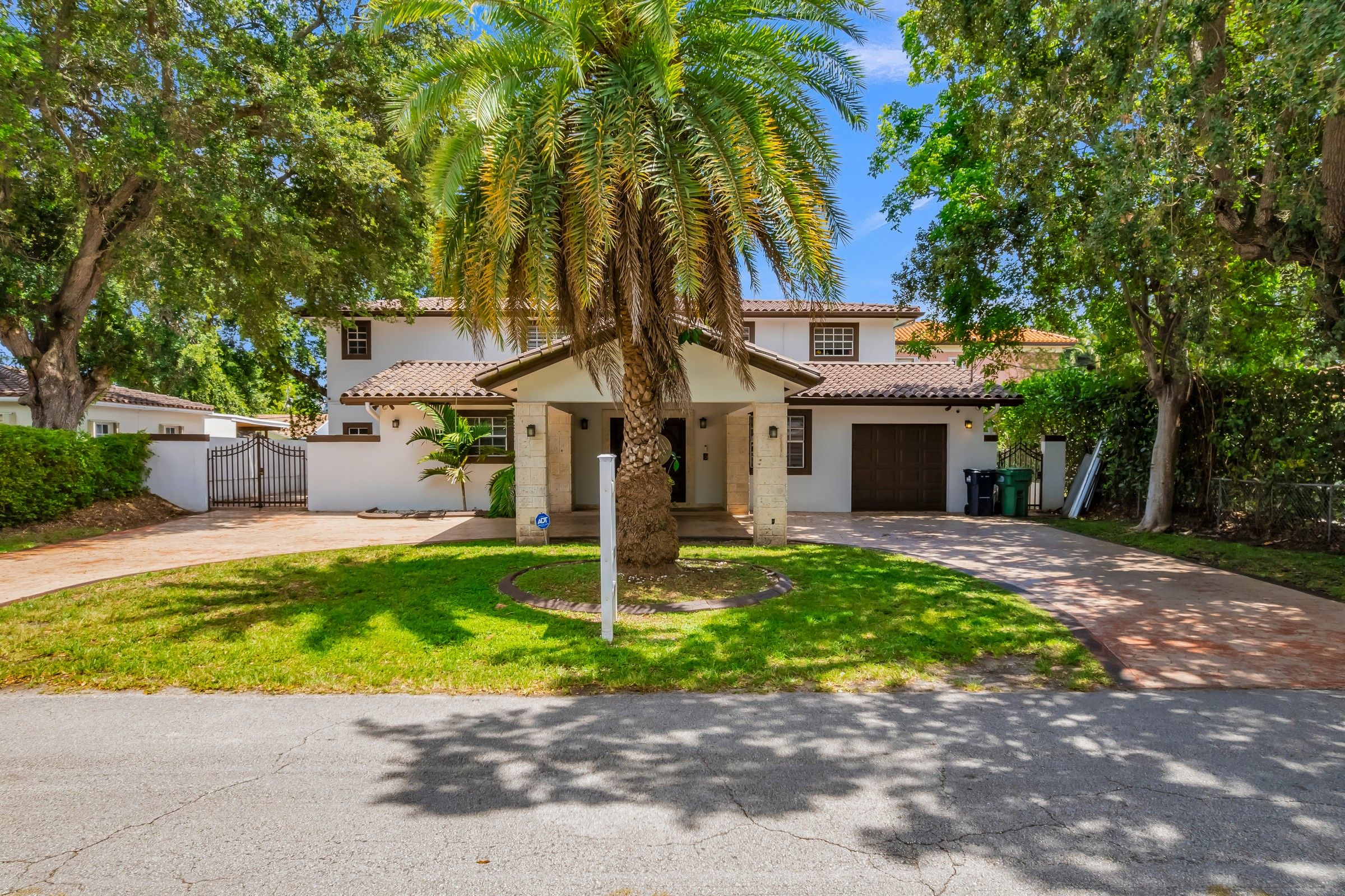 6284 SW 26th Street Miami FL 33155