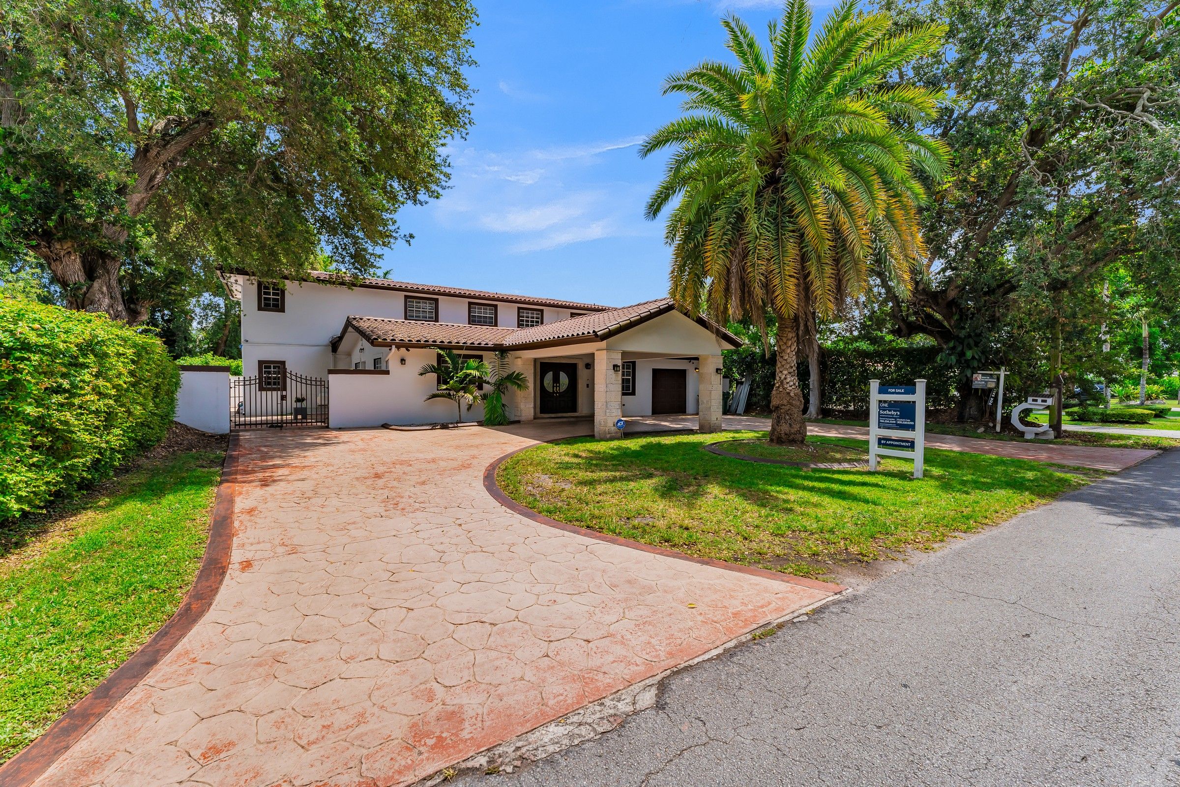 6284 SW 26th Street Miami FL 33155