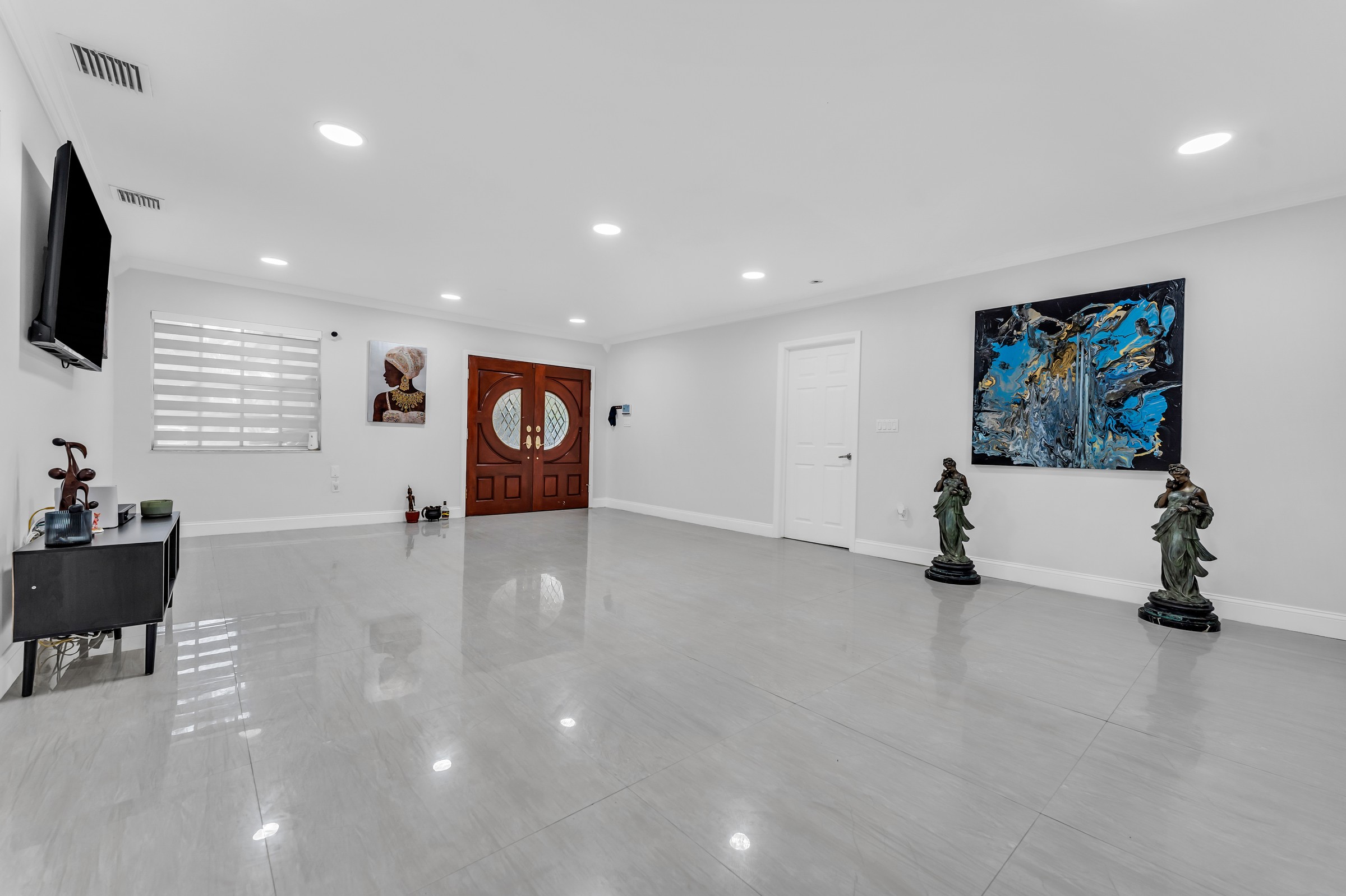6284 SW 26th Street Miami FL 33155
