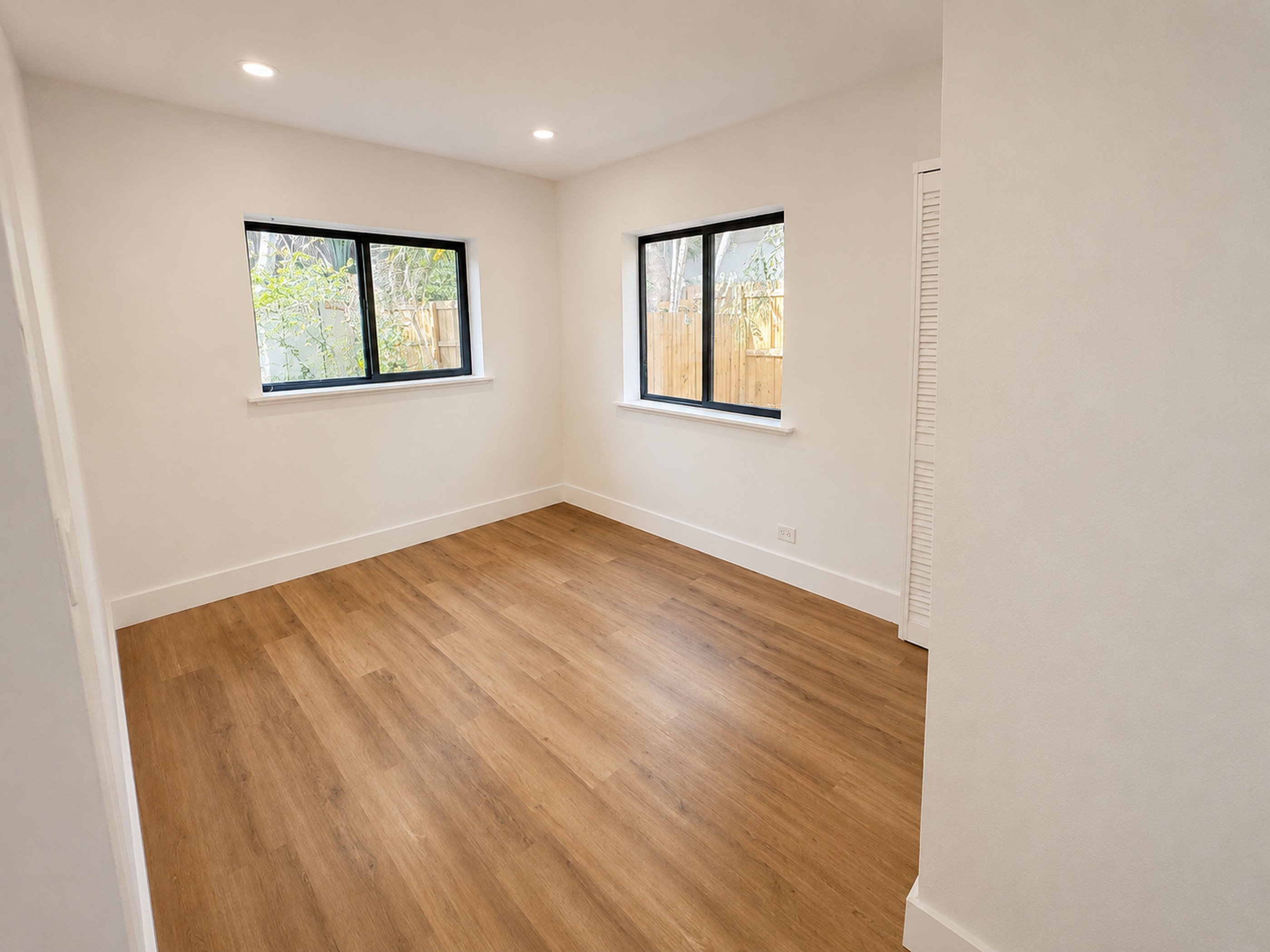 2627 NE 213th Street Miami FL 33180