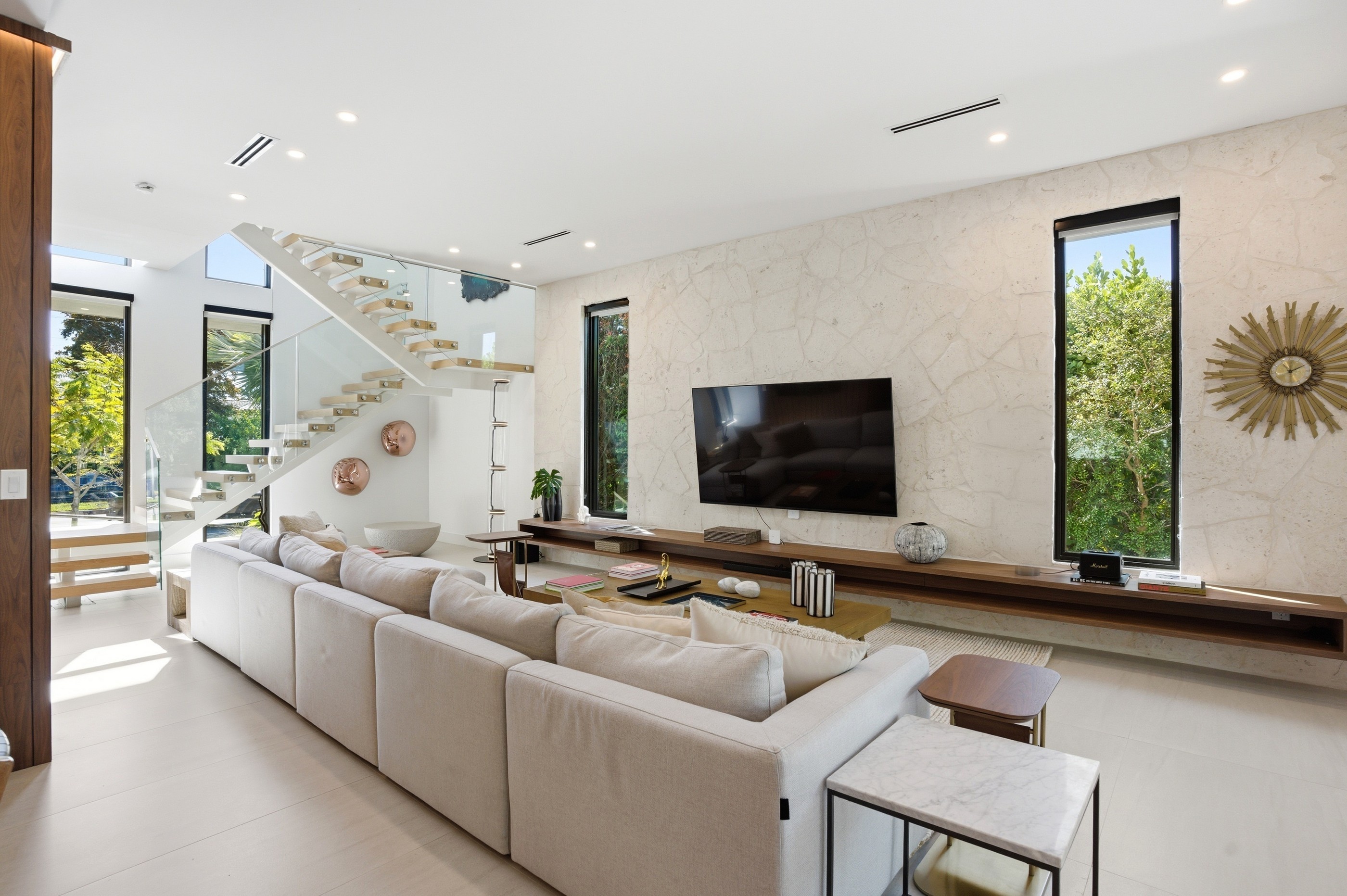 4354 Alton Road Miami Beach FL 33140